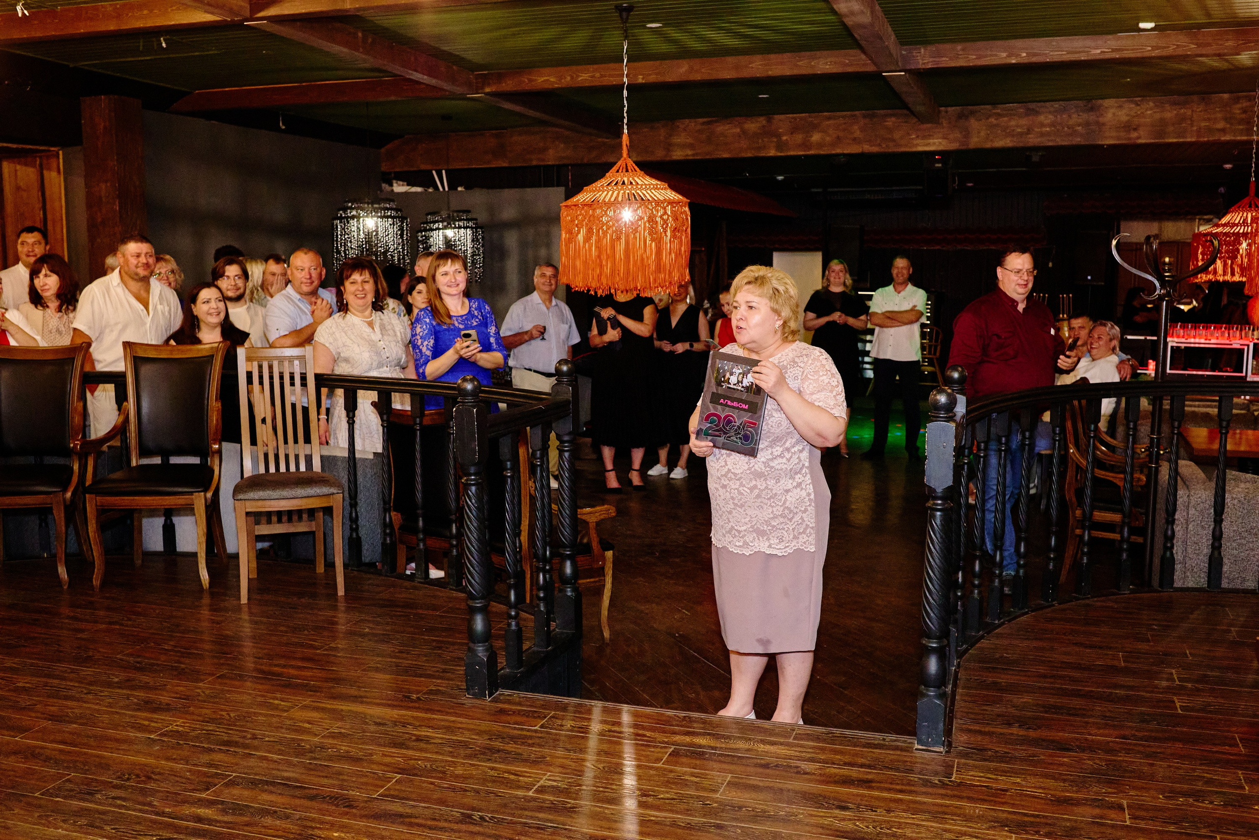 Выпускной 35 Сош. Фотограф Выпускные альбомы Таганрог Сергей Коробченко