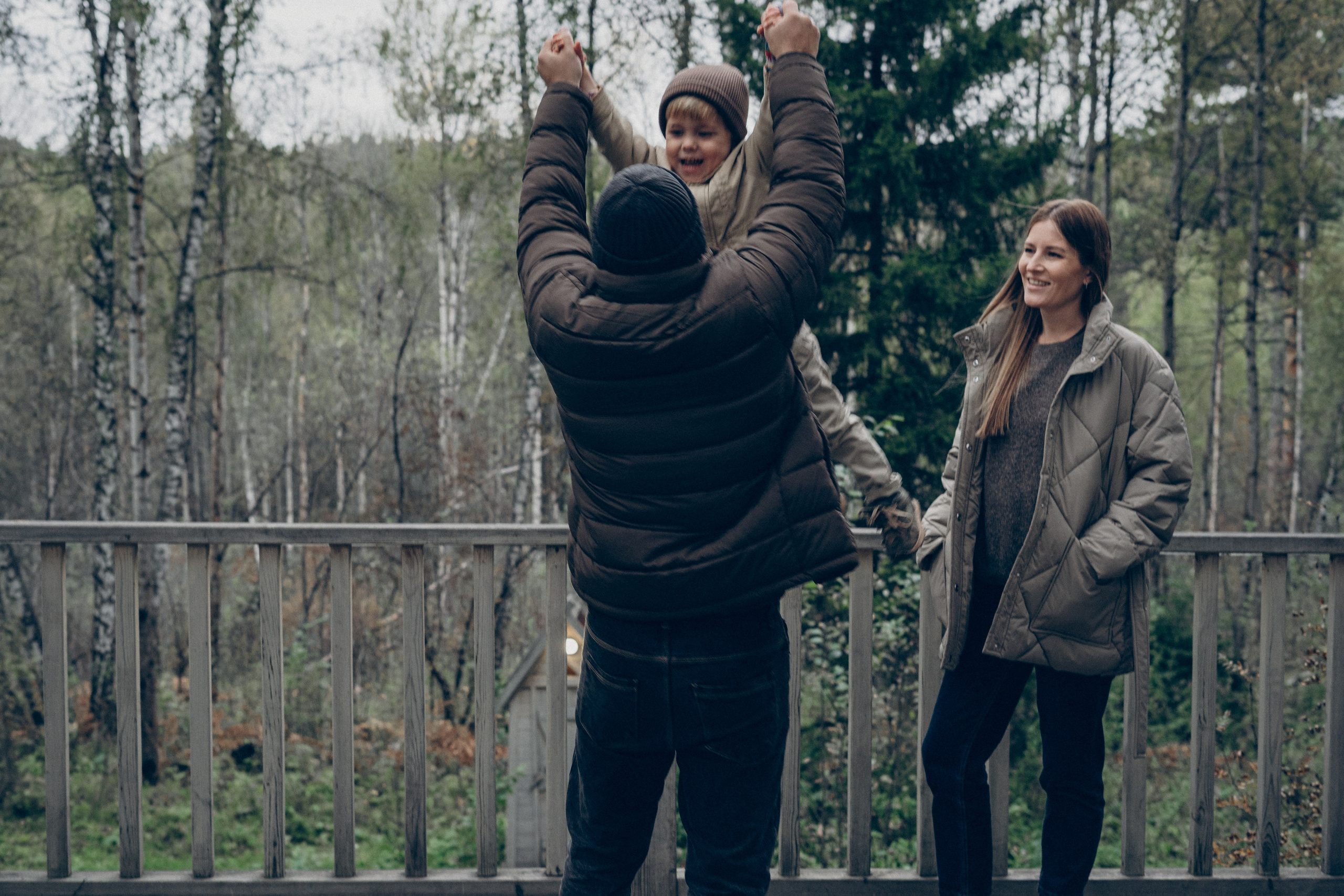 Лесная прогулка. Семейный фотограф в Томске Зарина Азизбаева
