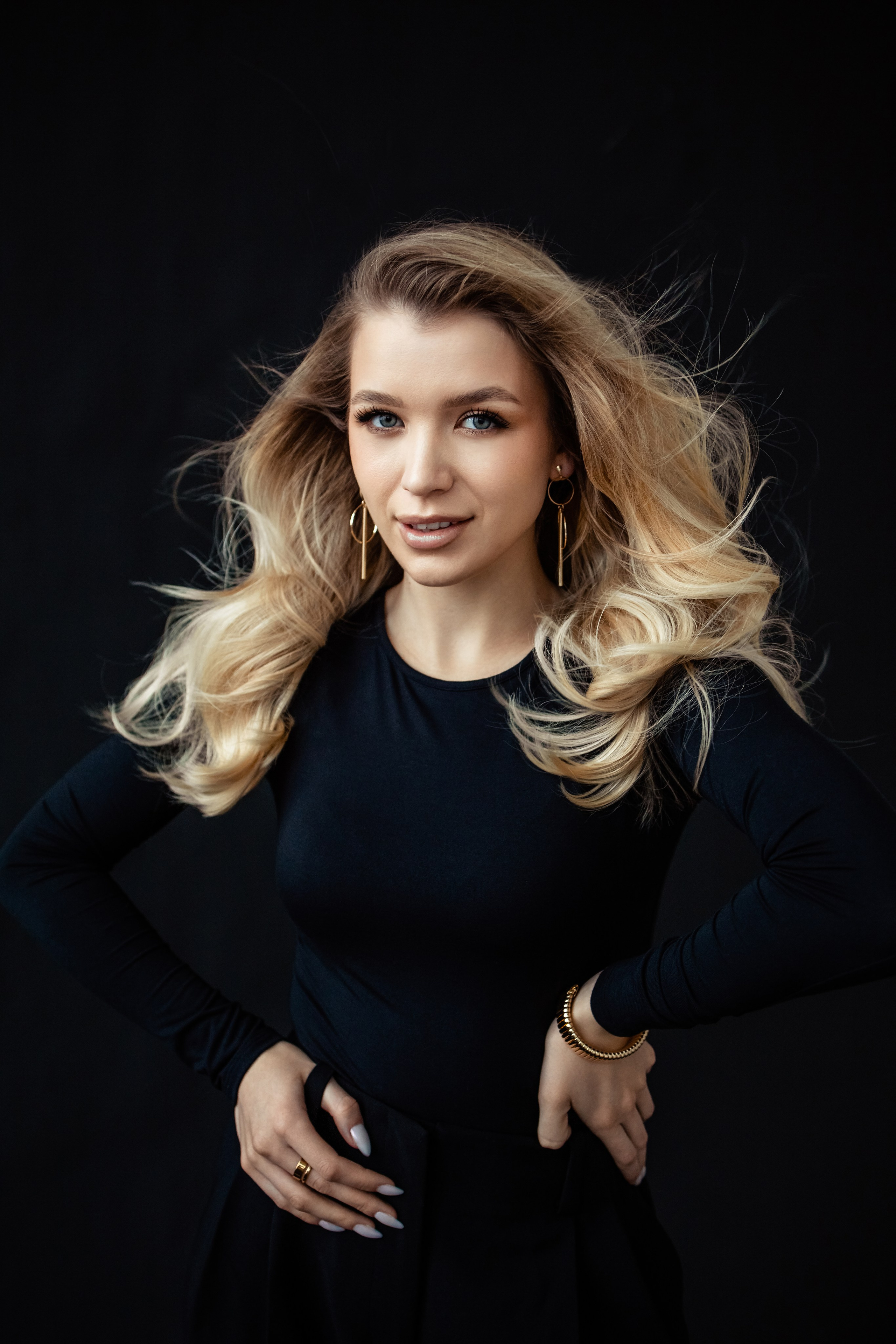 АНЯ. Фотограф женского контента Мария Логунова