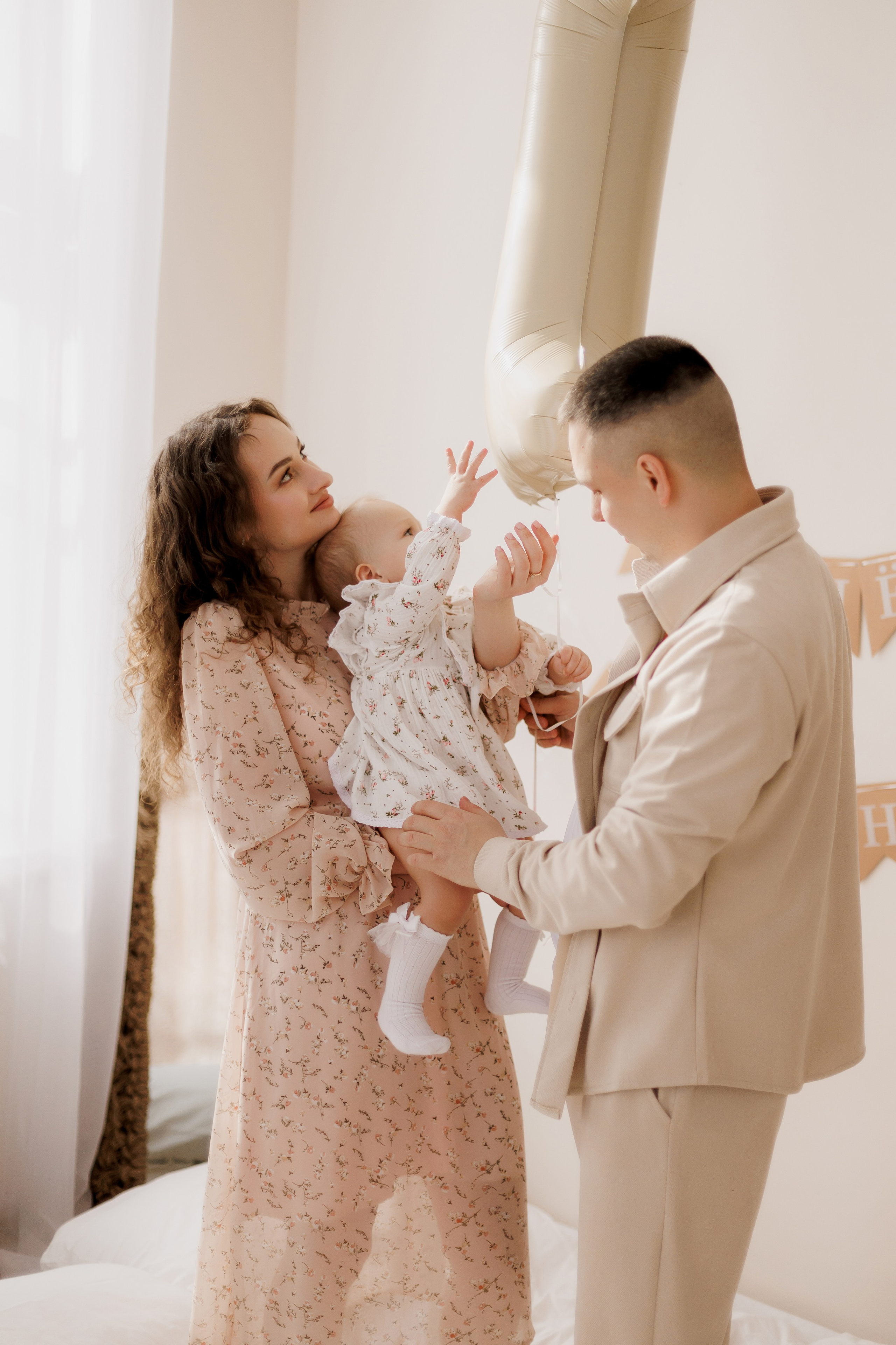 Алена, Максим и Ксюшенька. Свадебный и портретный фотограф в Миассе Филиппенко Дарья