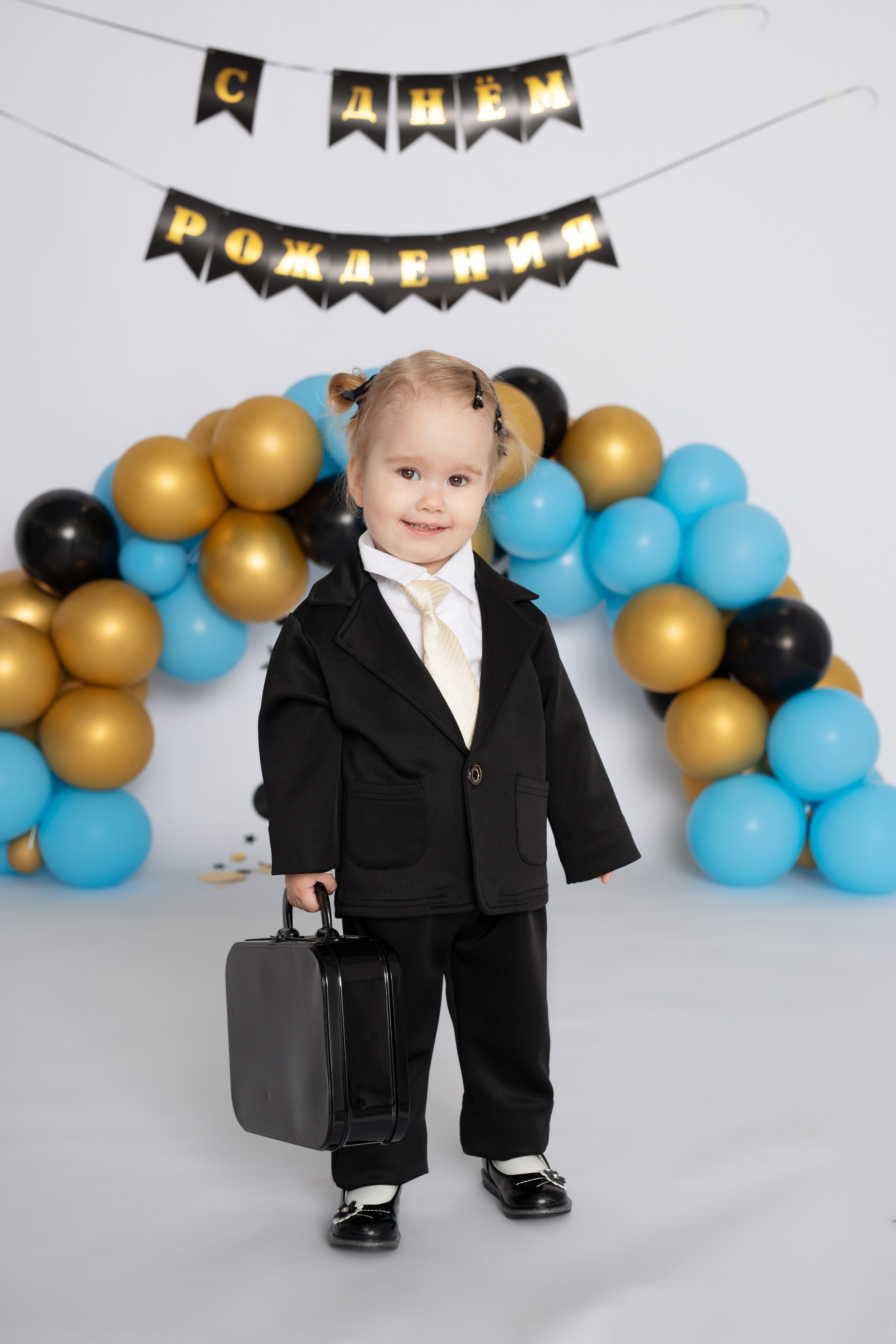 Портфолио «Дни Рождения». Первый детский фотограф новорожденных в городе Тюмень Катерина Климчук