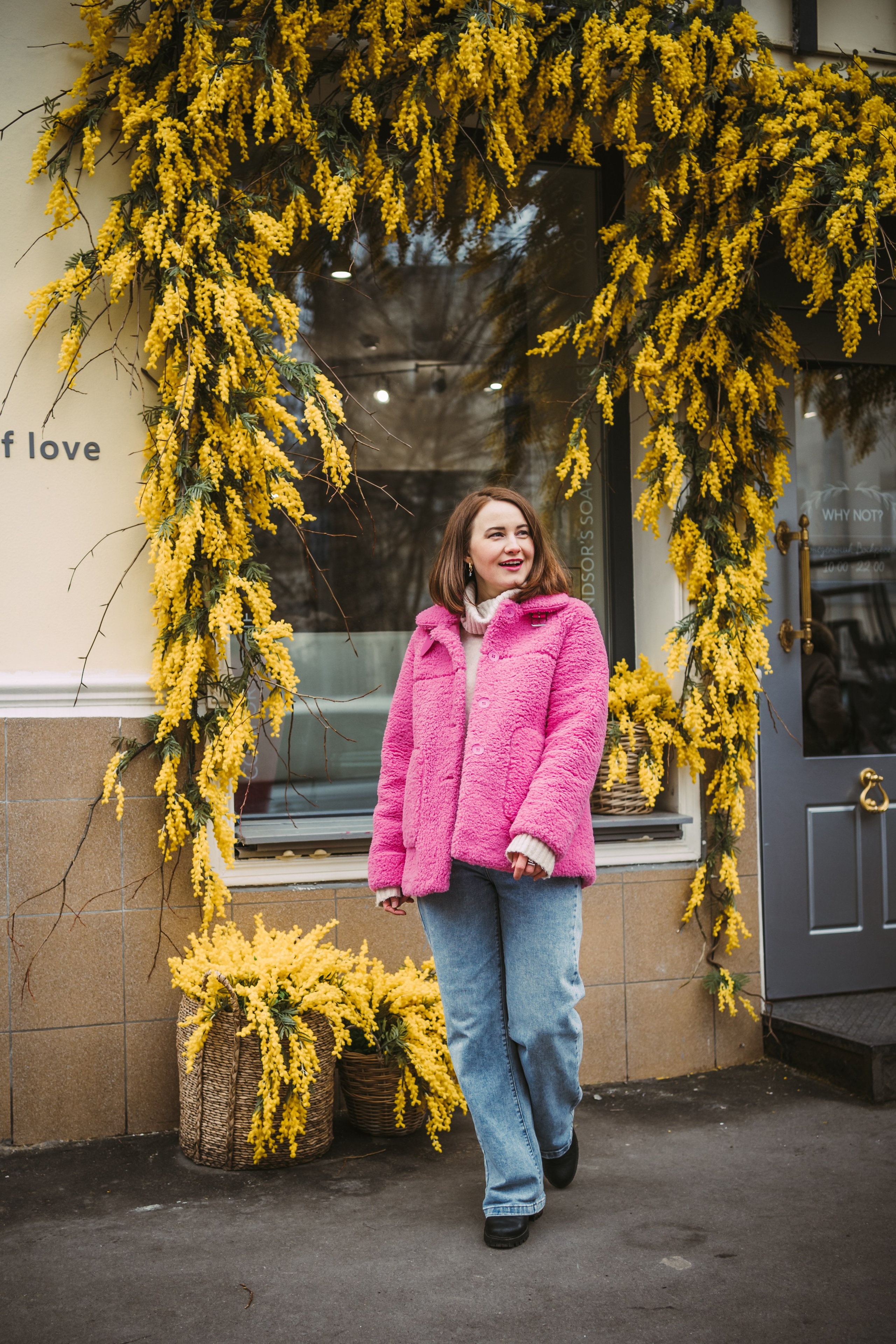 Фотосессия с мимозой. Женский фотограф в Москве Кристина Чечина