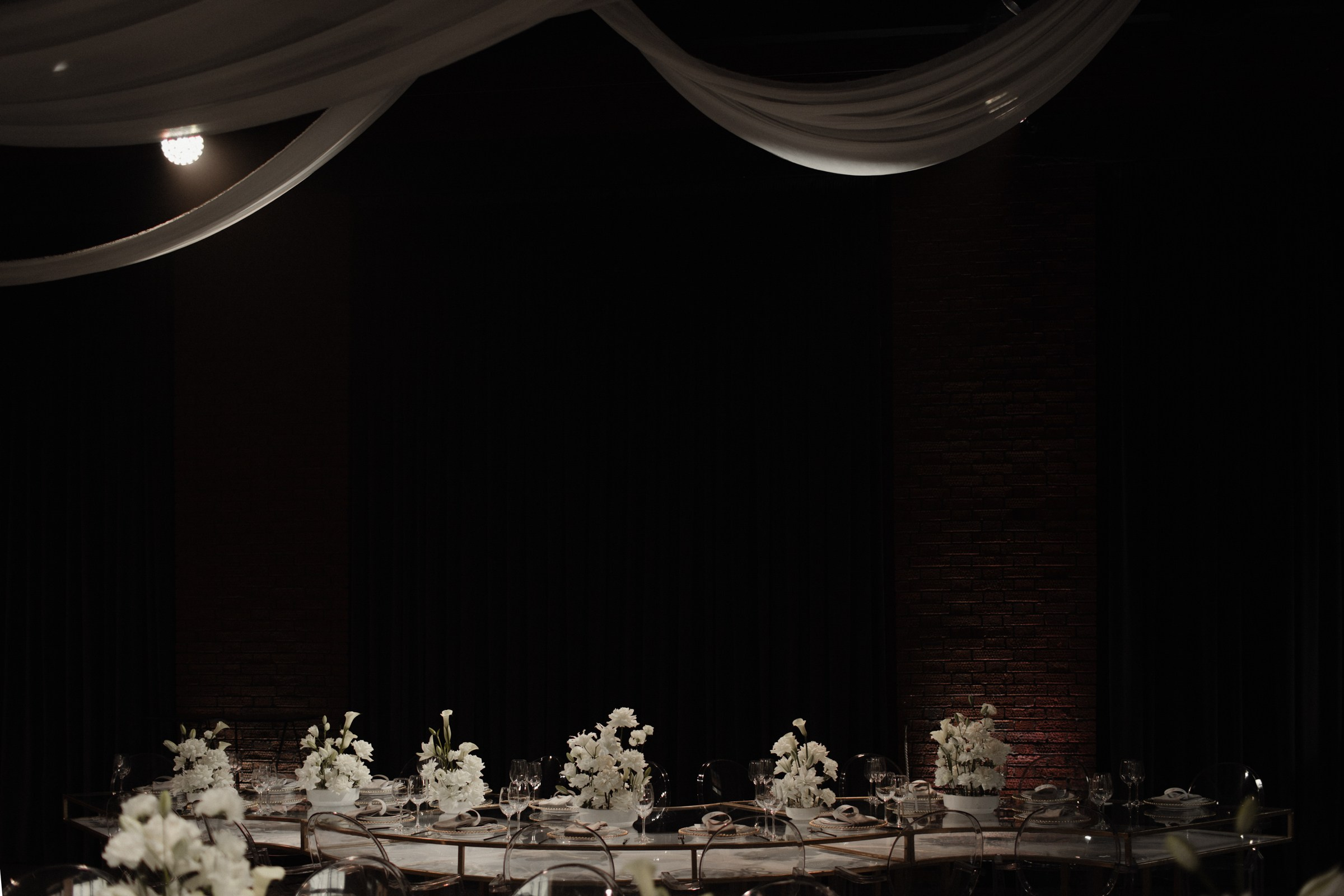 Собираемся на свадьбу вместе с фотосессией для двоих на утренние сборы. Свадебный, репортажный и портретный фотограф Сочи, Краснодар. Александра Зайцева