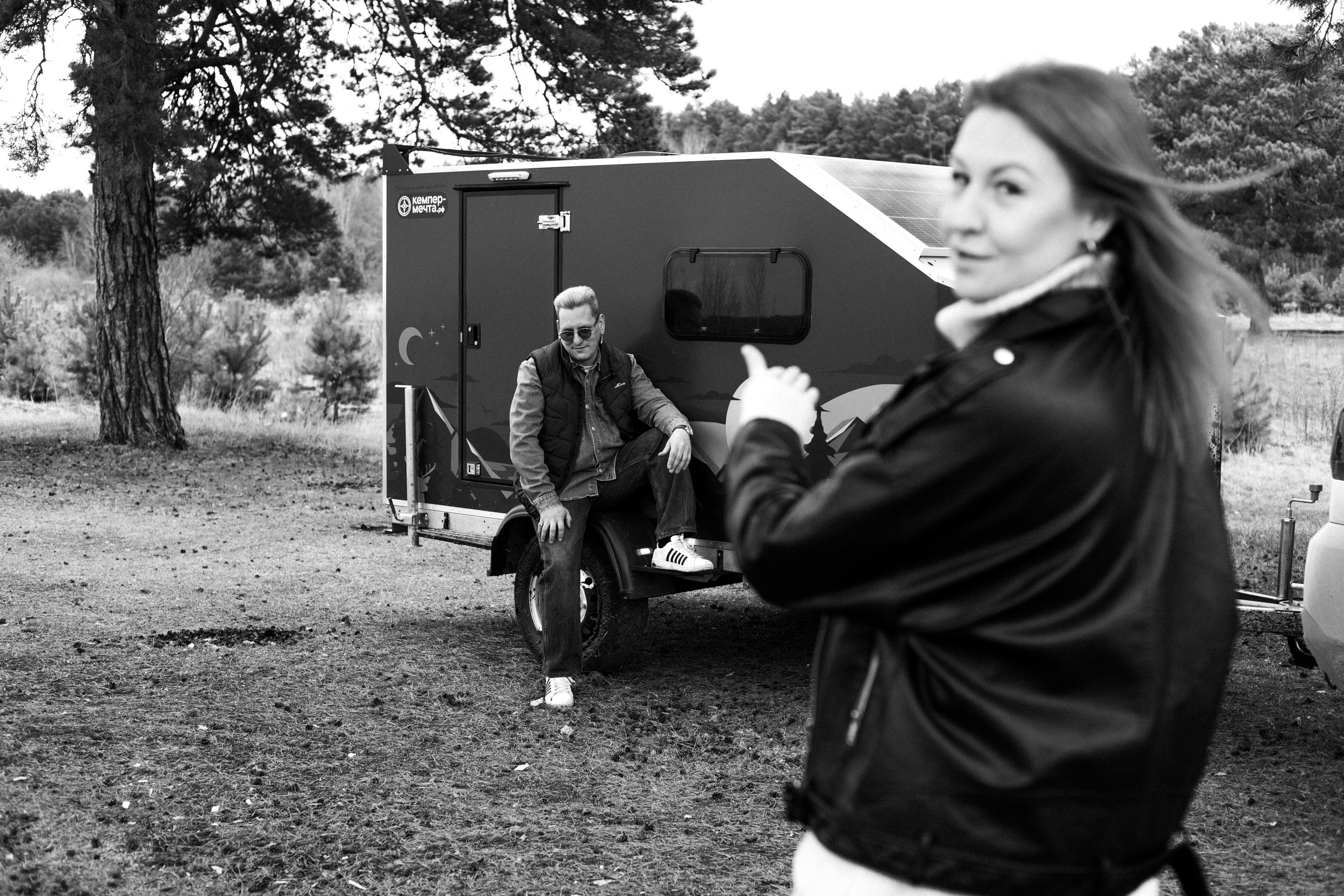 Love story camper. Фотограф в Тюмени Даша Михнова. Портреты, фотопроекты, фотодни