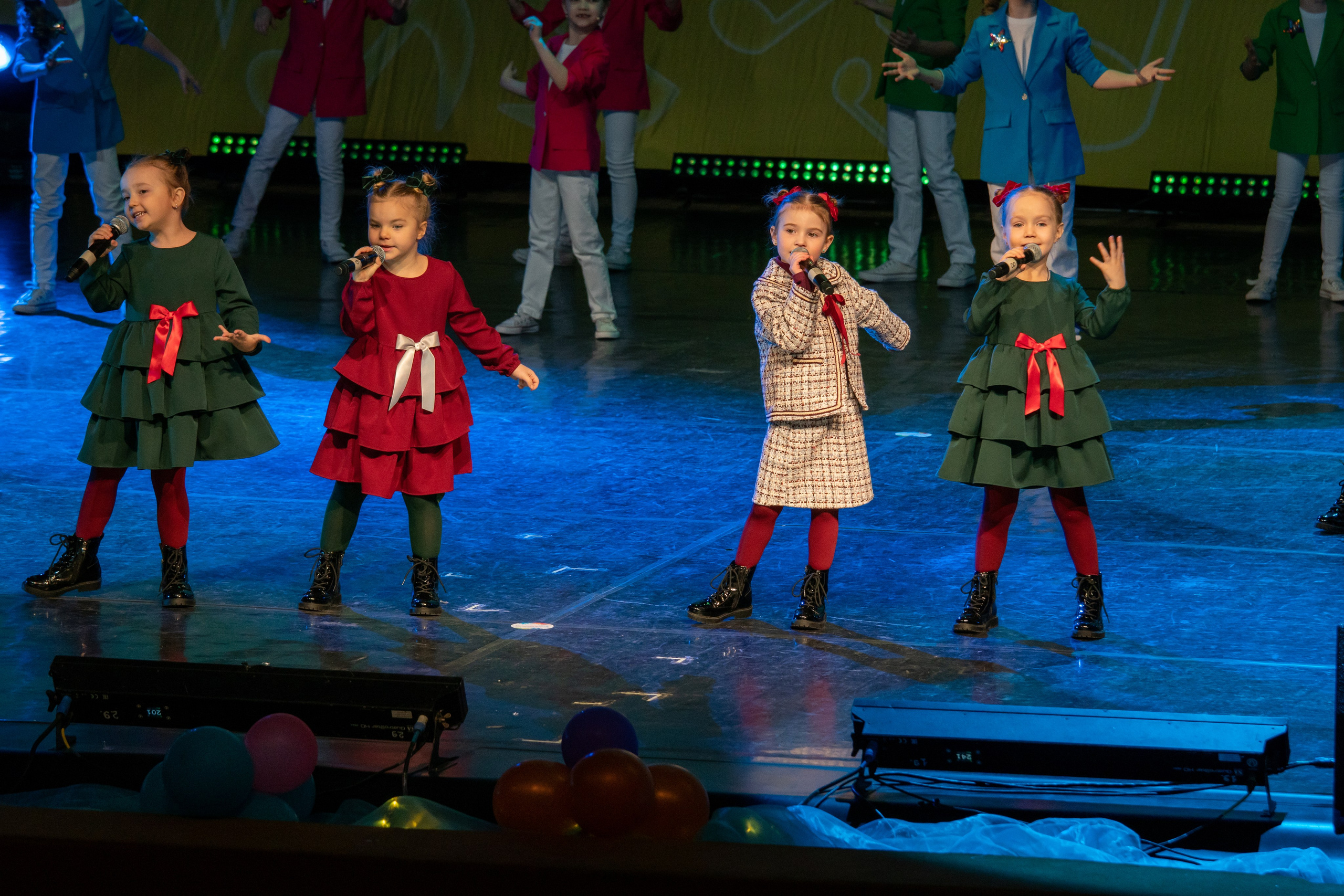 Съёмка концерта для Домисольки, большой концертный зал Космос. «Студия DRONAVT`s» — видеосъёмка и фотография г. Москва