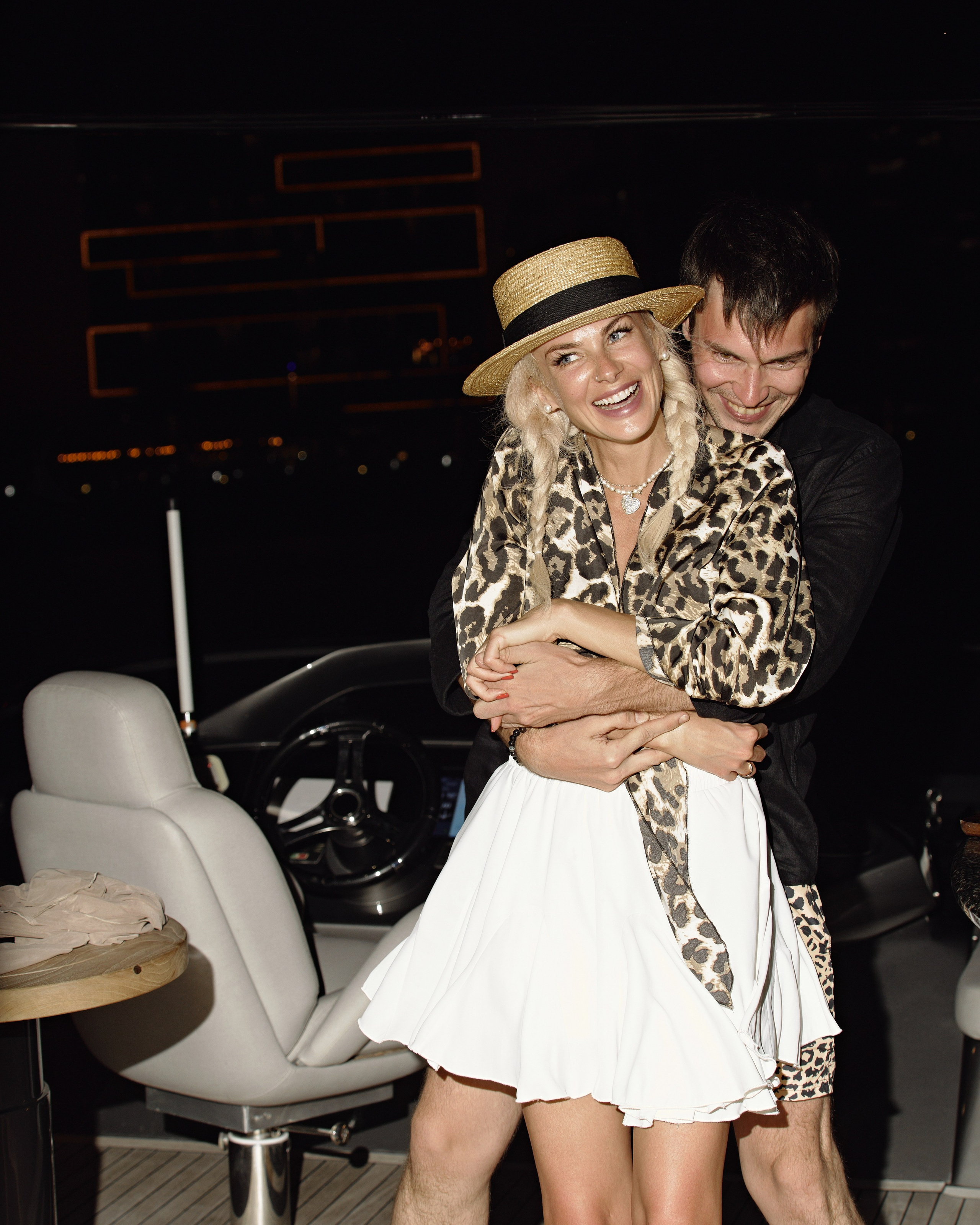 PAVEL DEREVYANKO. NOIZOMAX Художественный фотограф в Дубай