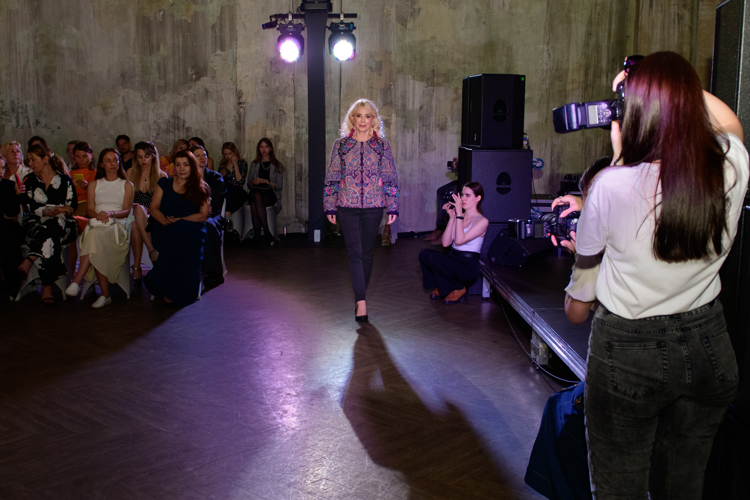 Модный показ «Аллея моды». Организация и проведение фотосъемок в Санкт-Петербурге. Фотограф Смирягин Илья