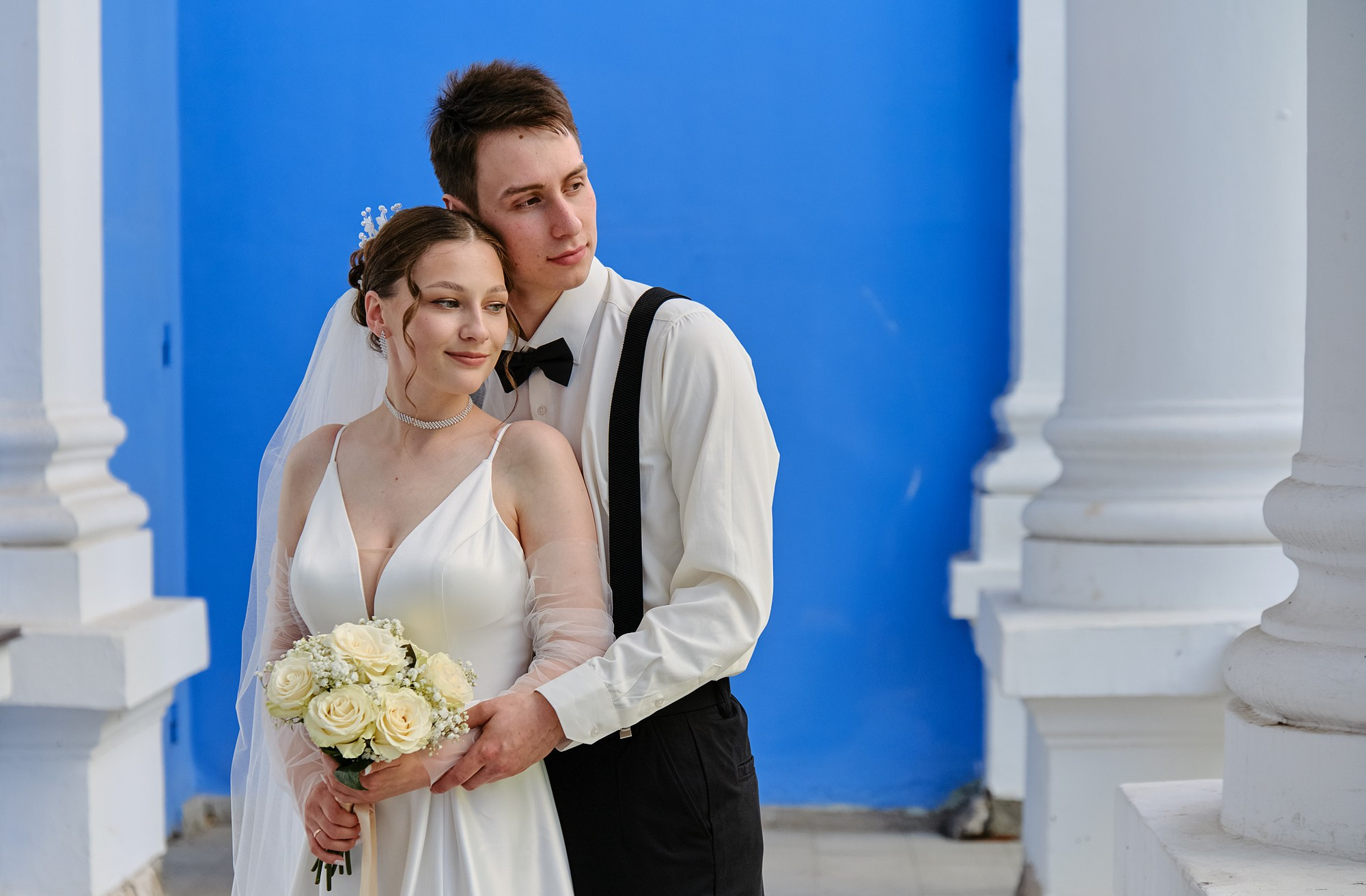 Летняя свадебная фотосессия на территории КЦ «Россия» для Полины и Кирилла