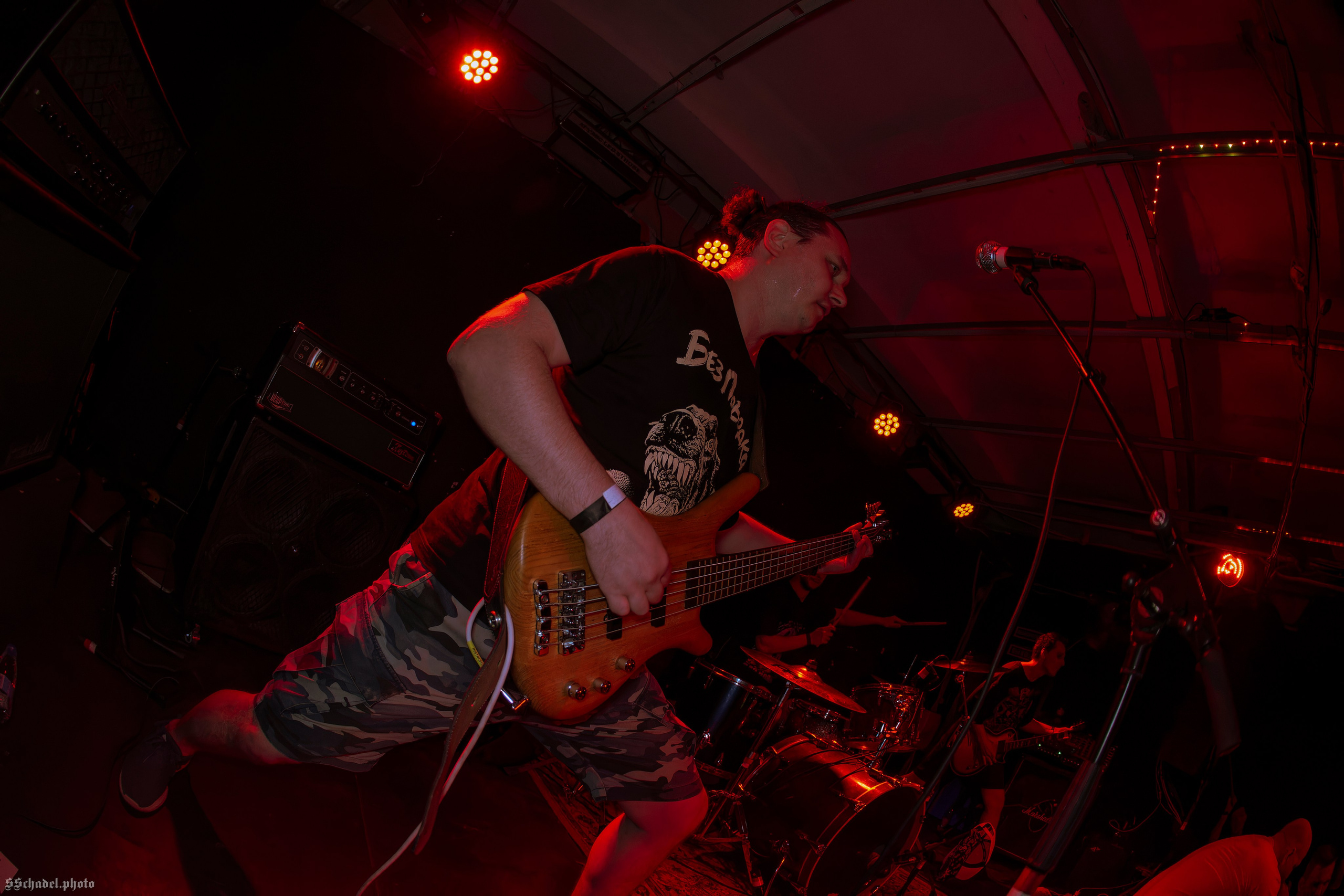 Mayday Massacre: Hardcore vs Death Metal // Без Поводка 02.05.25. We will make everything metal!