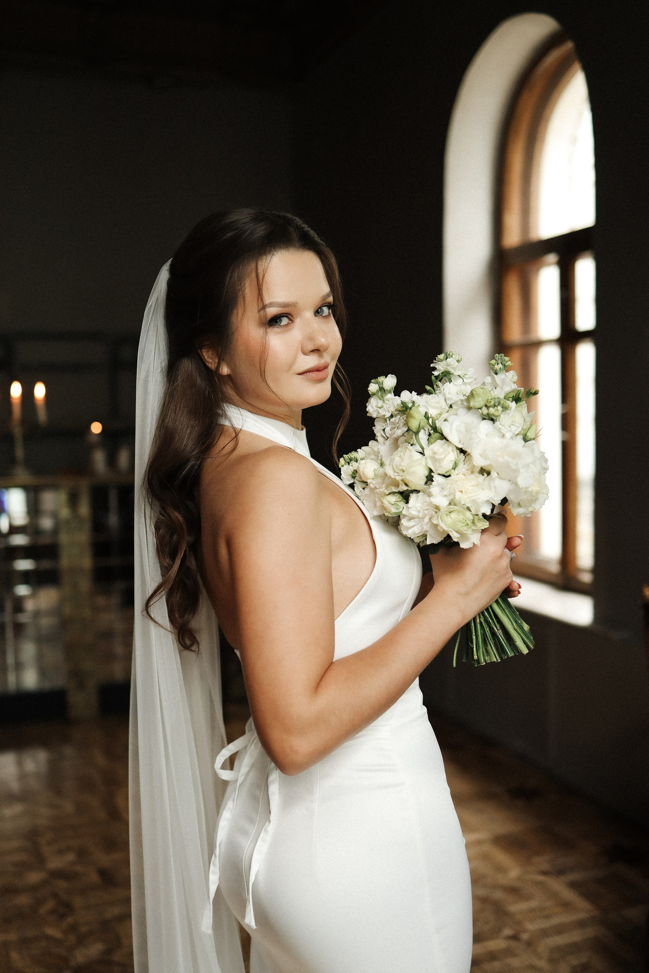 М. + В. Таганский загс, студийная лавстори. Семейный и lovestory фотограф в Москве Светлана Коняхина