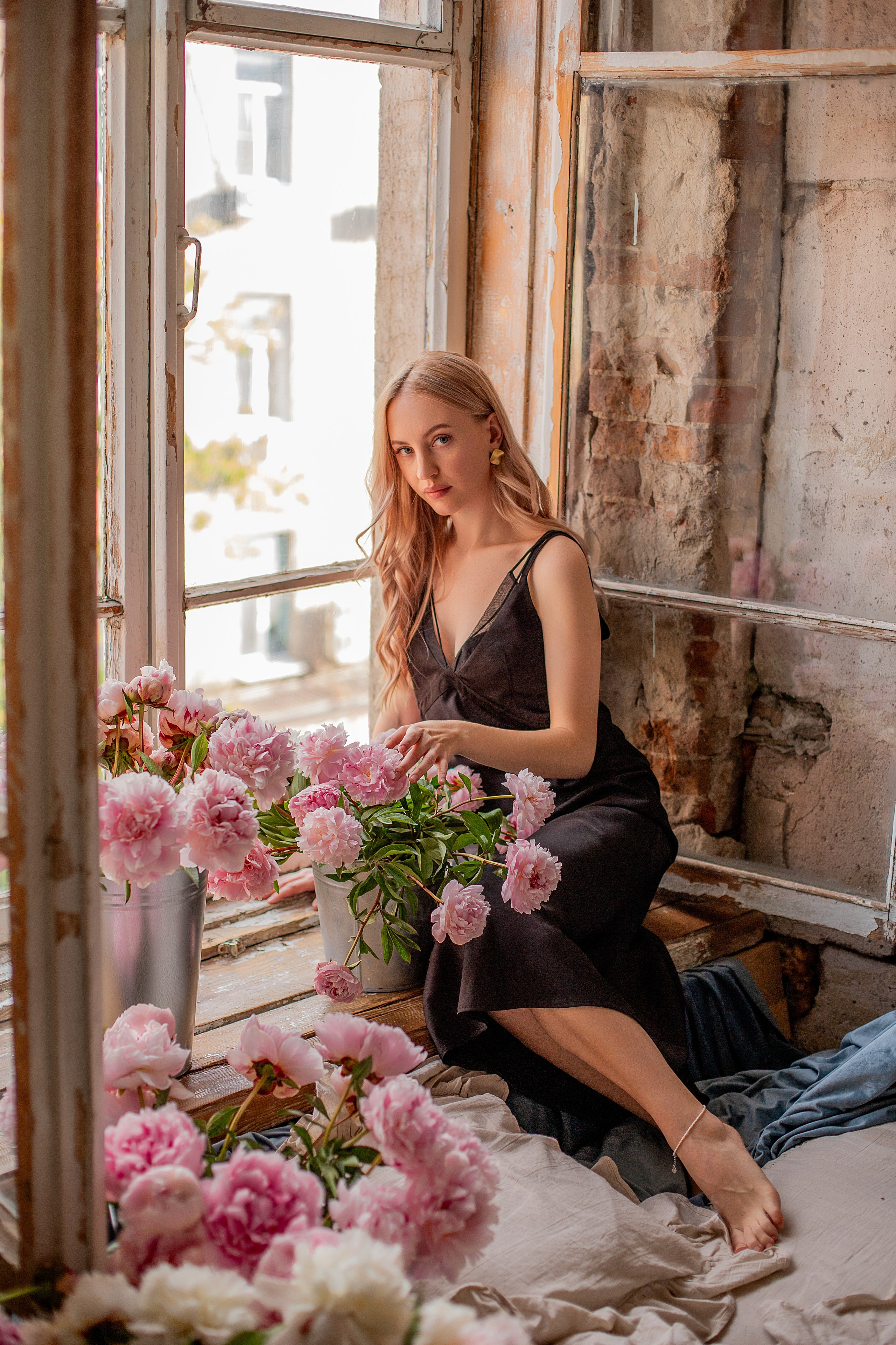 Съемка в живых пионах. Семейный и индивидуальный фотограф в Ростове-на-Дону