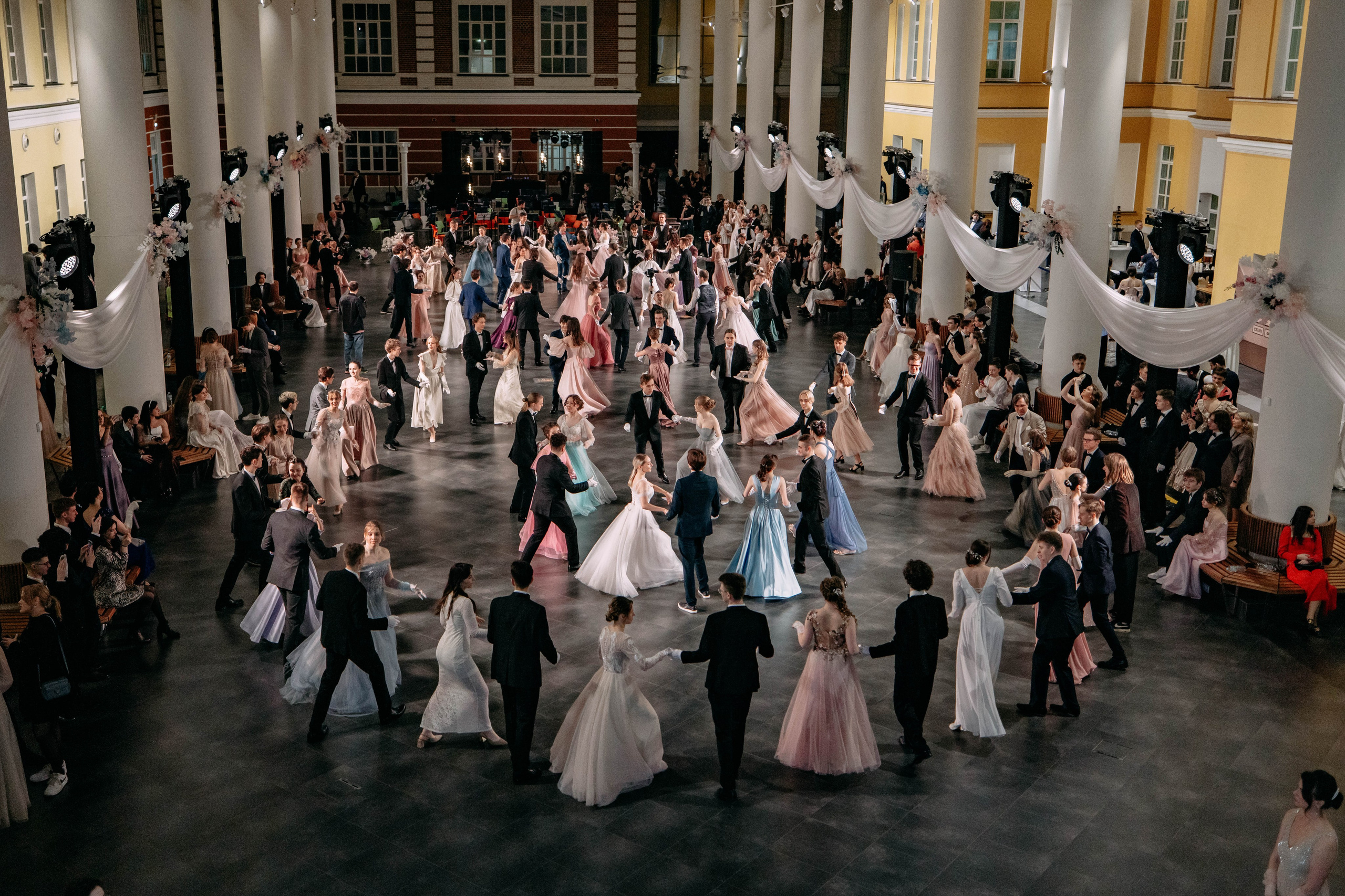 Бал студентов ВШЭ. Фото и видео съемка. Андрей Ионов