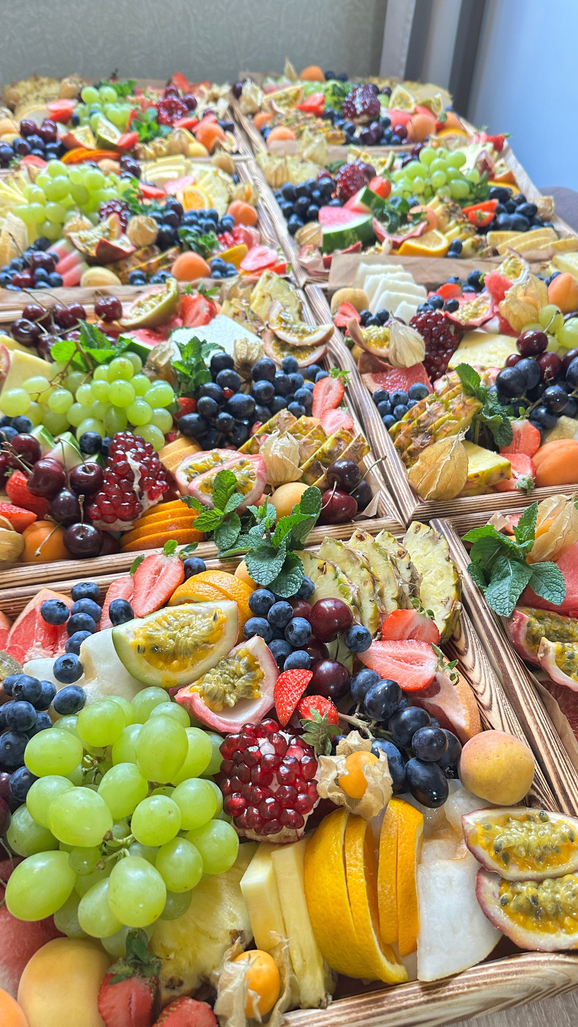 ГастроБоксы. Выездной кейтеринг, съедобные букеты, торты и сладости на заказ