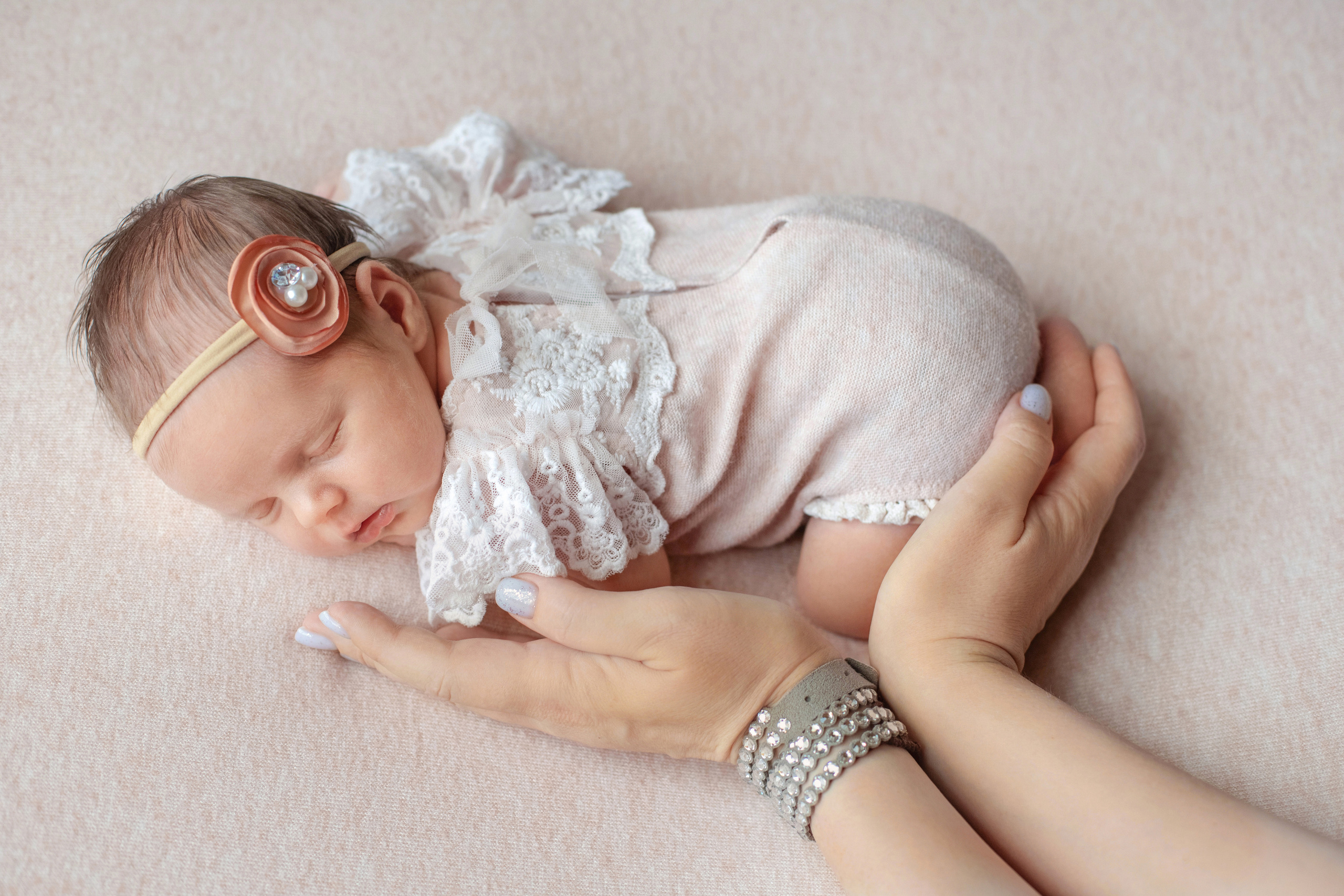 Newborn. Фотограф новорожденных в Екатеринбурге Татьяна Продан