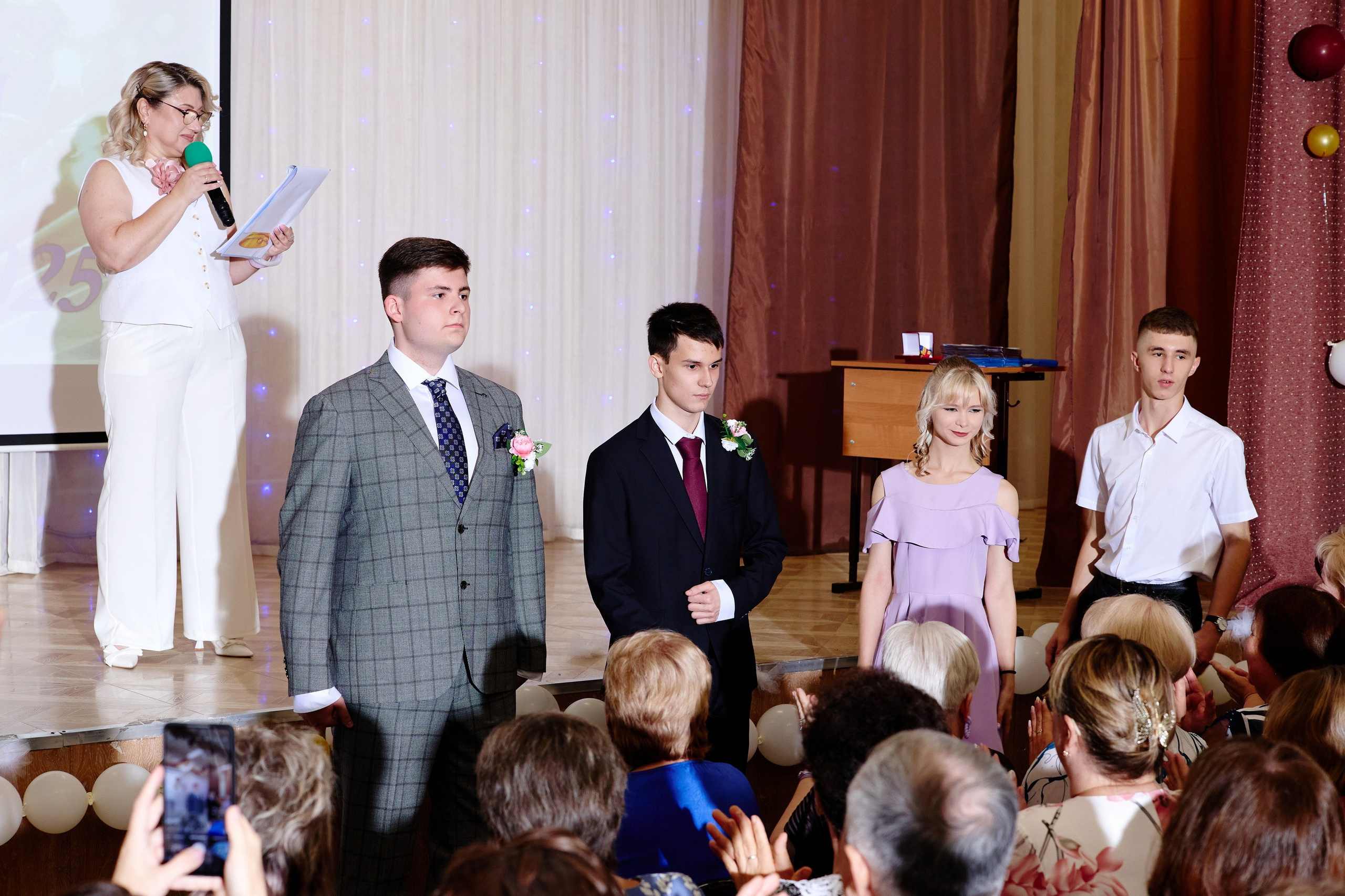 Выпускной 35 Сош. Фотограф Выпускные альбомы Таганрог Сергей Коробченко