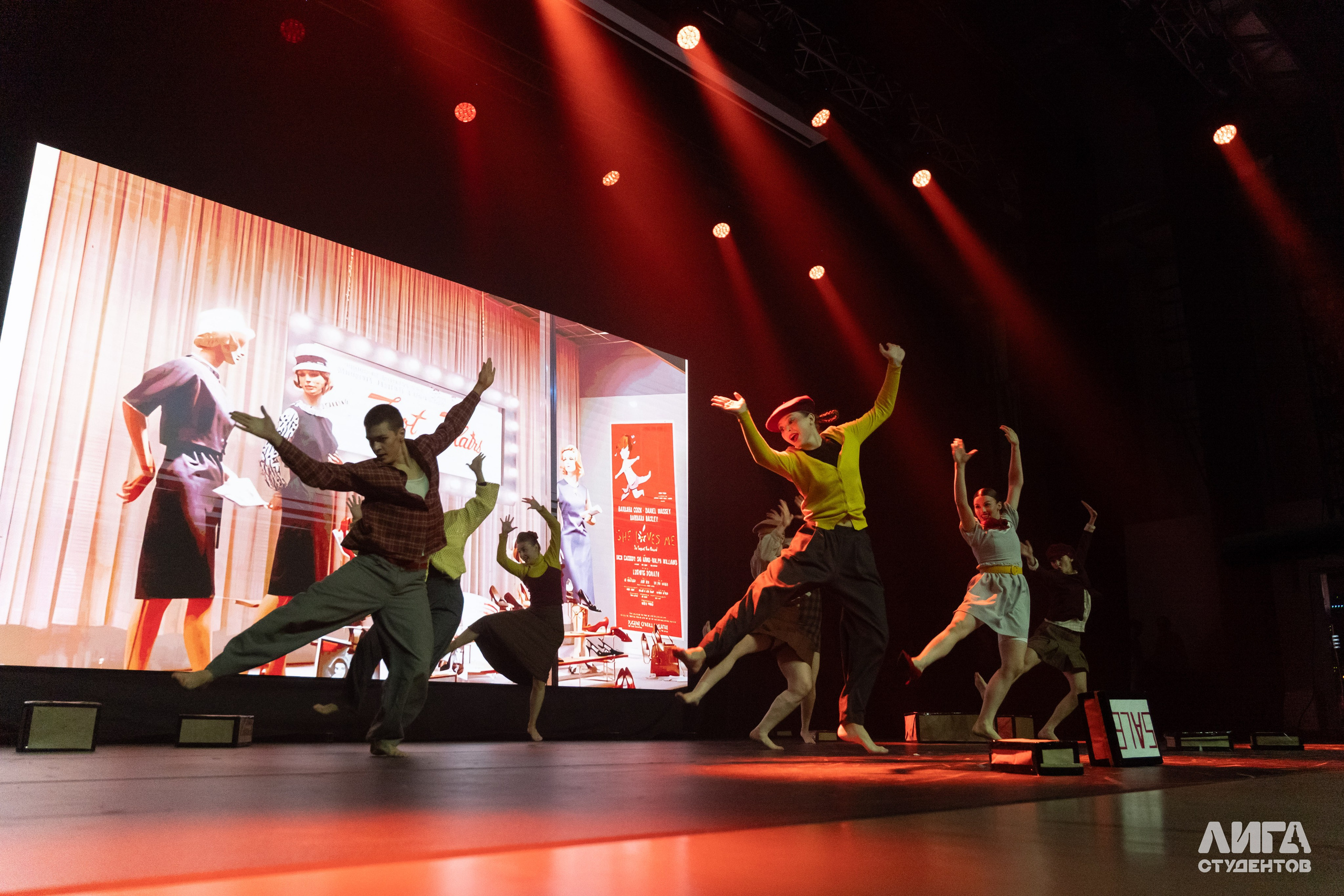 Российская Студенческая Весна 2025. Портретный фотограф в Казани Радомир Заздравных