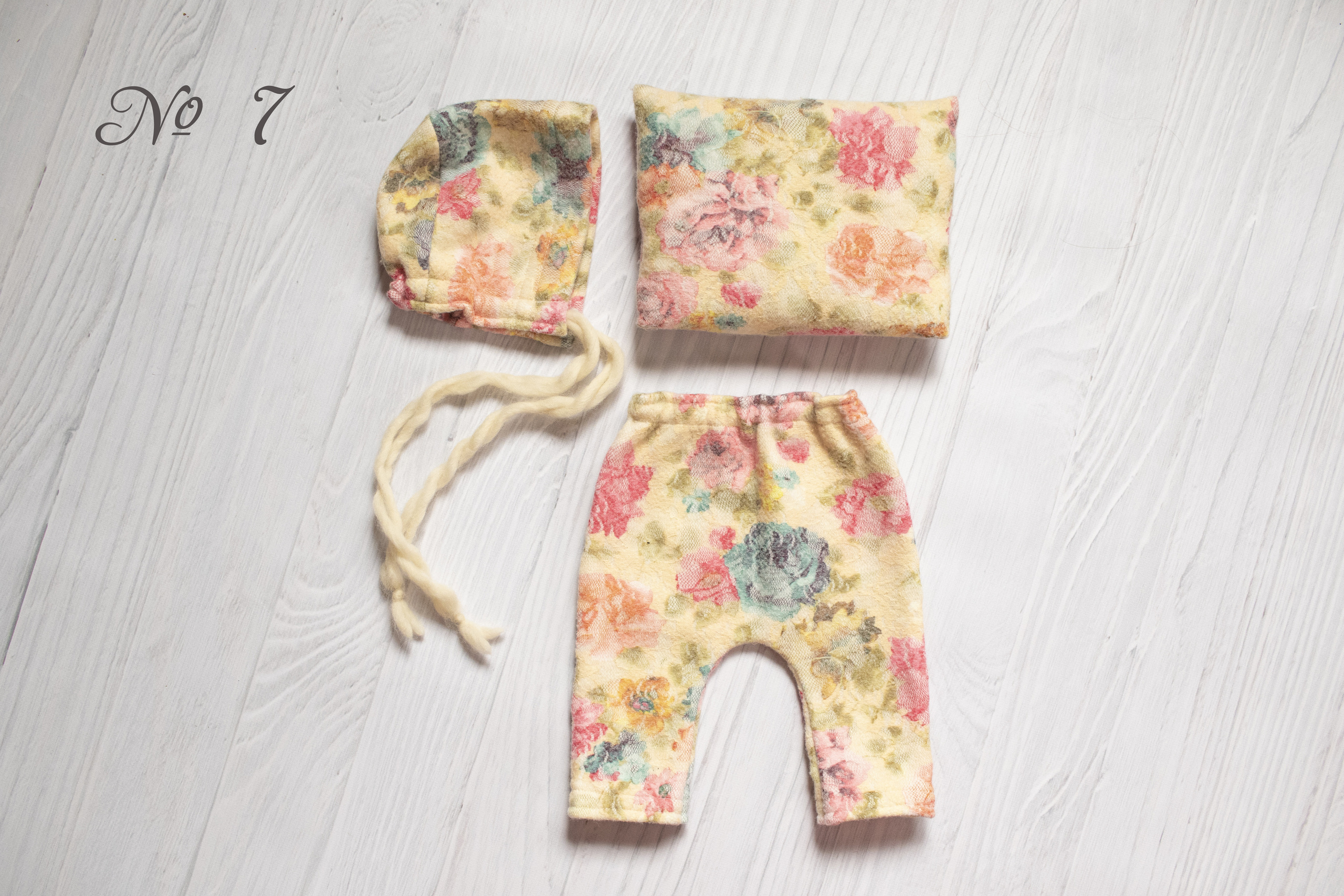 Костюмчики, обмоточки. Детская выездная фотостудия. Фотограф новорождённых newborn, годовасие