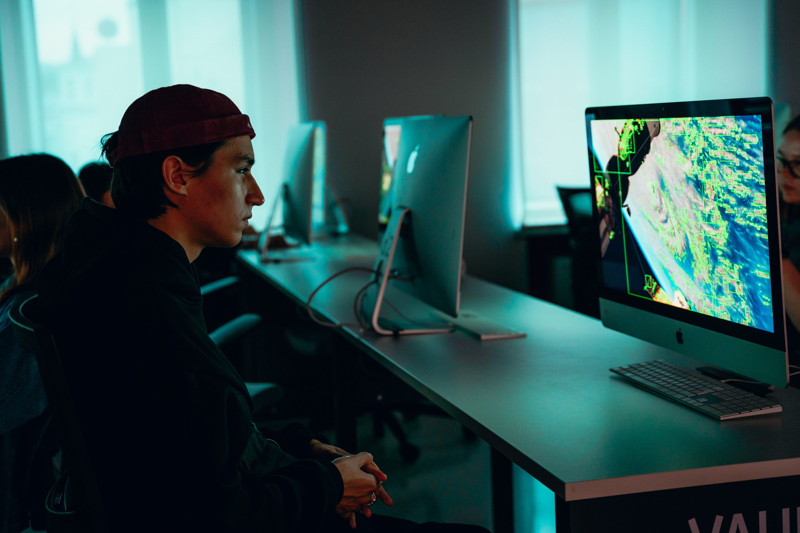 School 21 x NUR. Главная