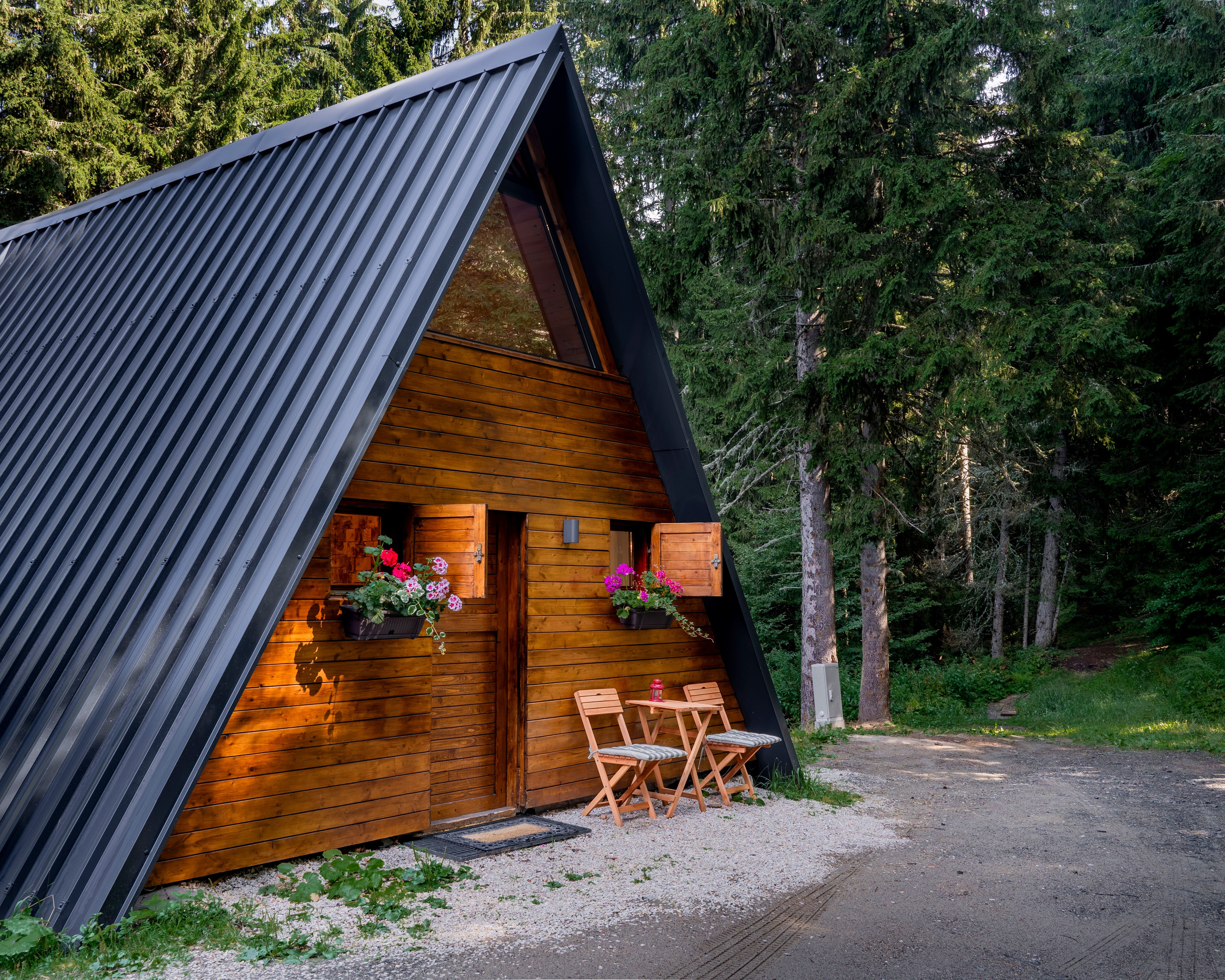 Viktorija Chalet. Photographer Liana Sudets Serbia Kopaonik Brzece Brus