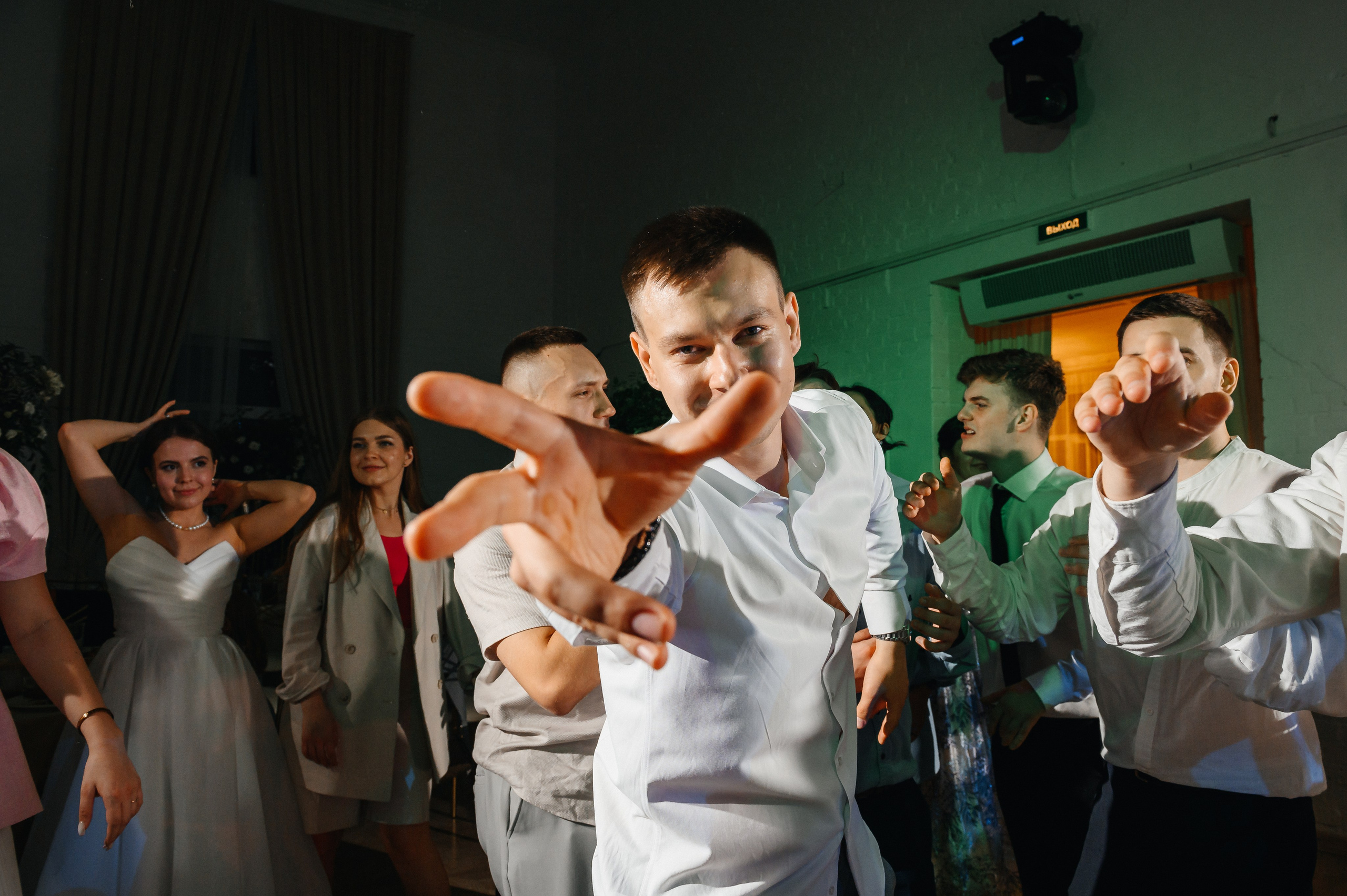 Никита и Серафима. Свадебный и семейный фотограф в Санкт-Петербурге Александр Озеров