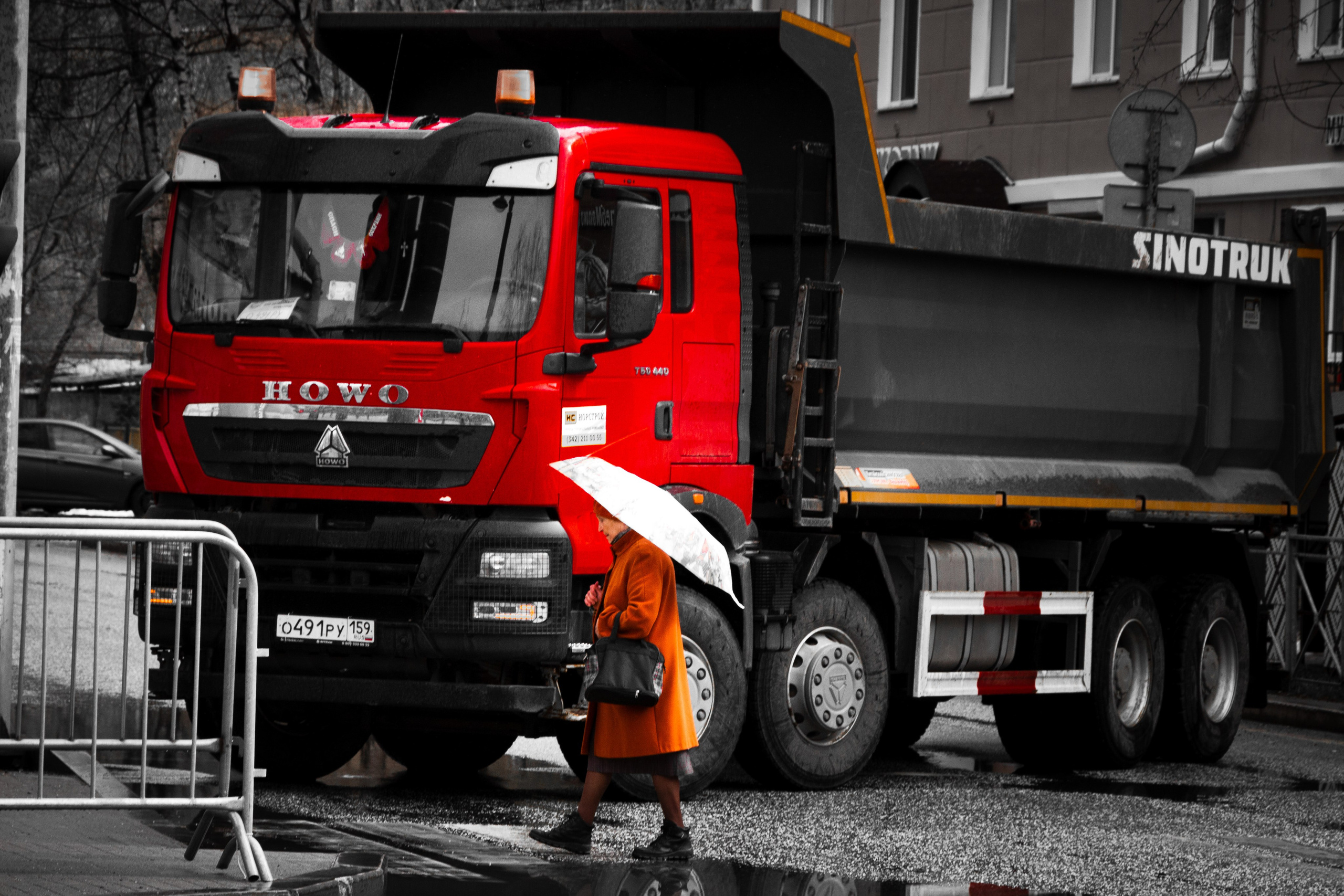 RED. Красный и точка. Олег Романов. Мастер фото по спорту