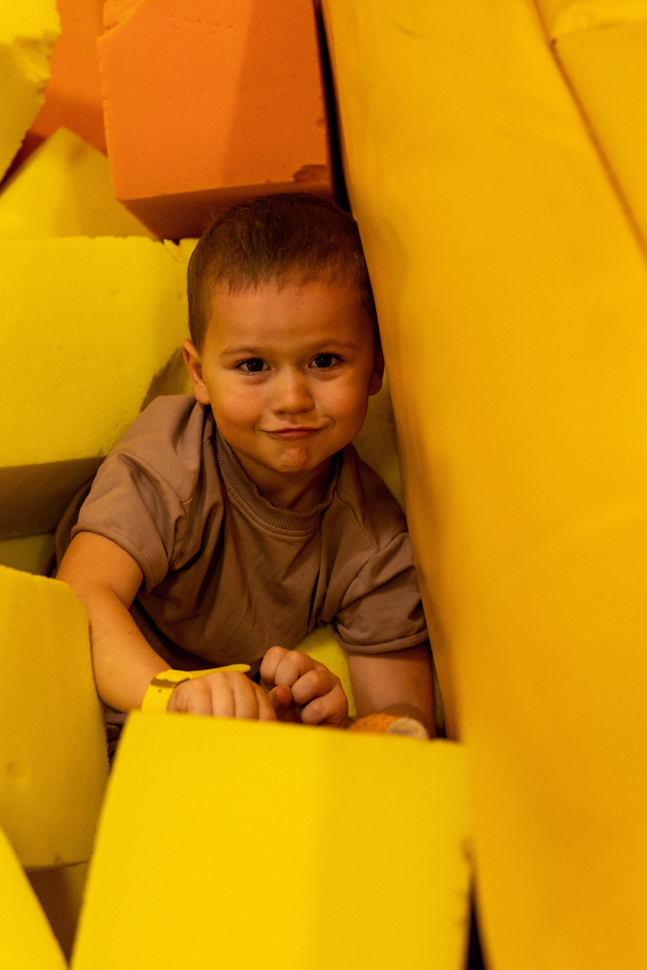 День рождение Артема в CityJump. Выпускные альбомы во Владивостоке