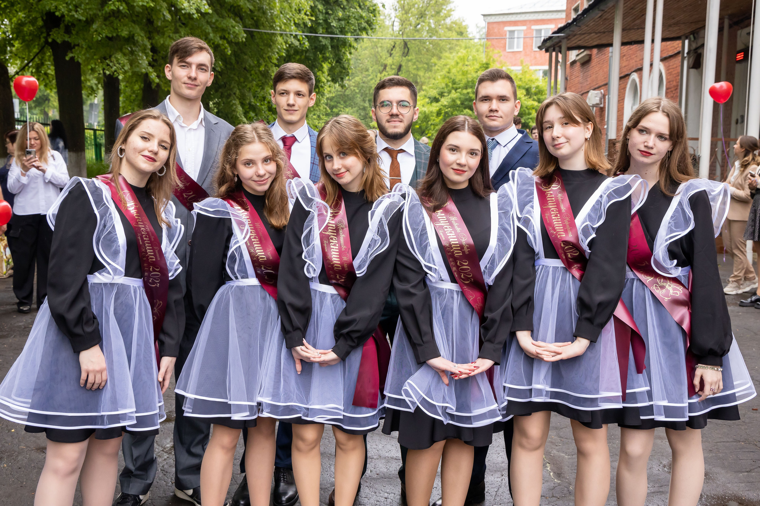 Последний звонок 11 кл. Свадебный фотограф в городе Подольск МО и Москва Крылова Ирина