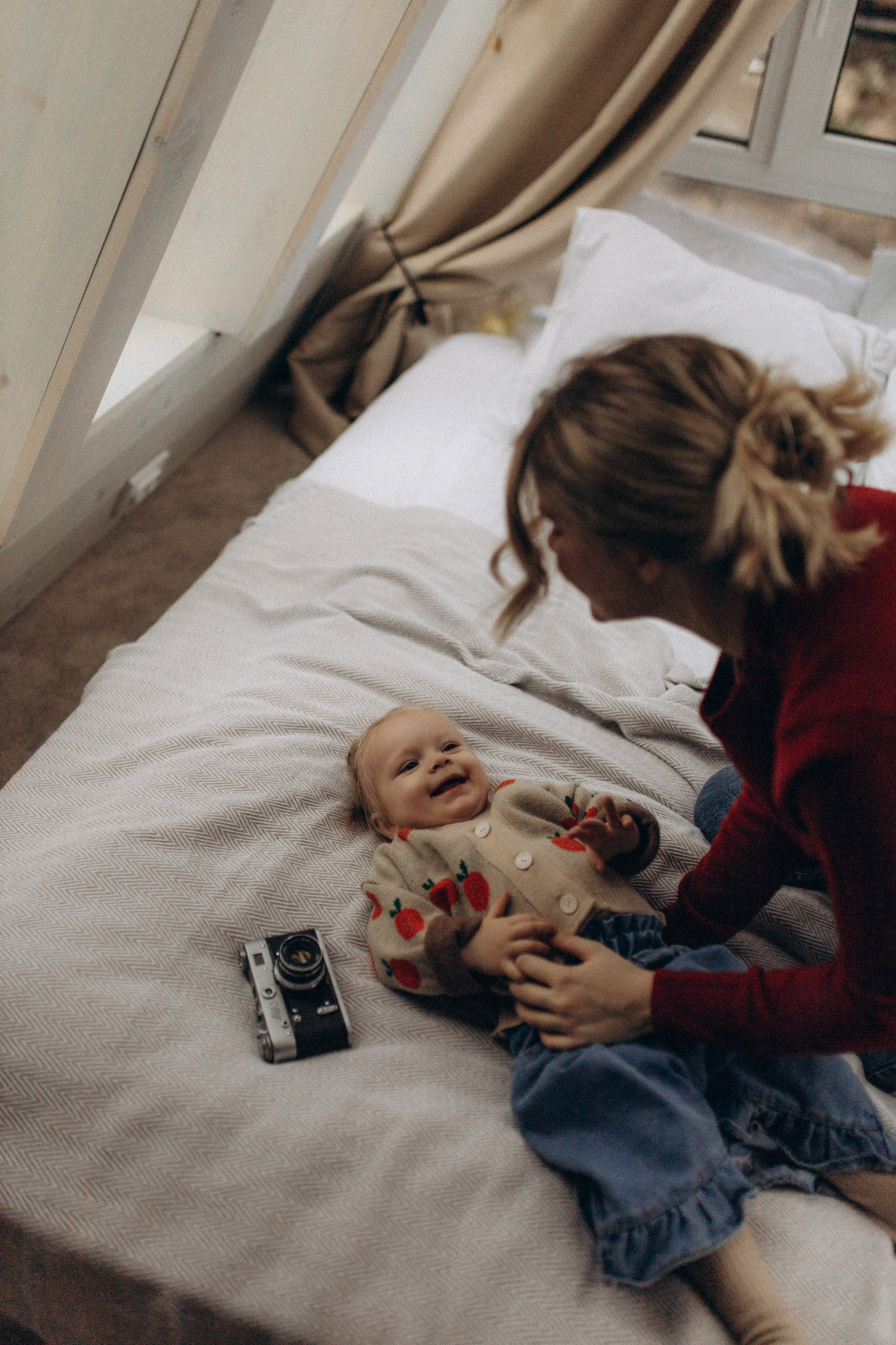 Алиса и мама. Семейный фотограф Губкин/Старый Оскол