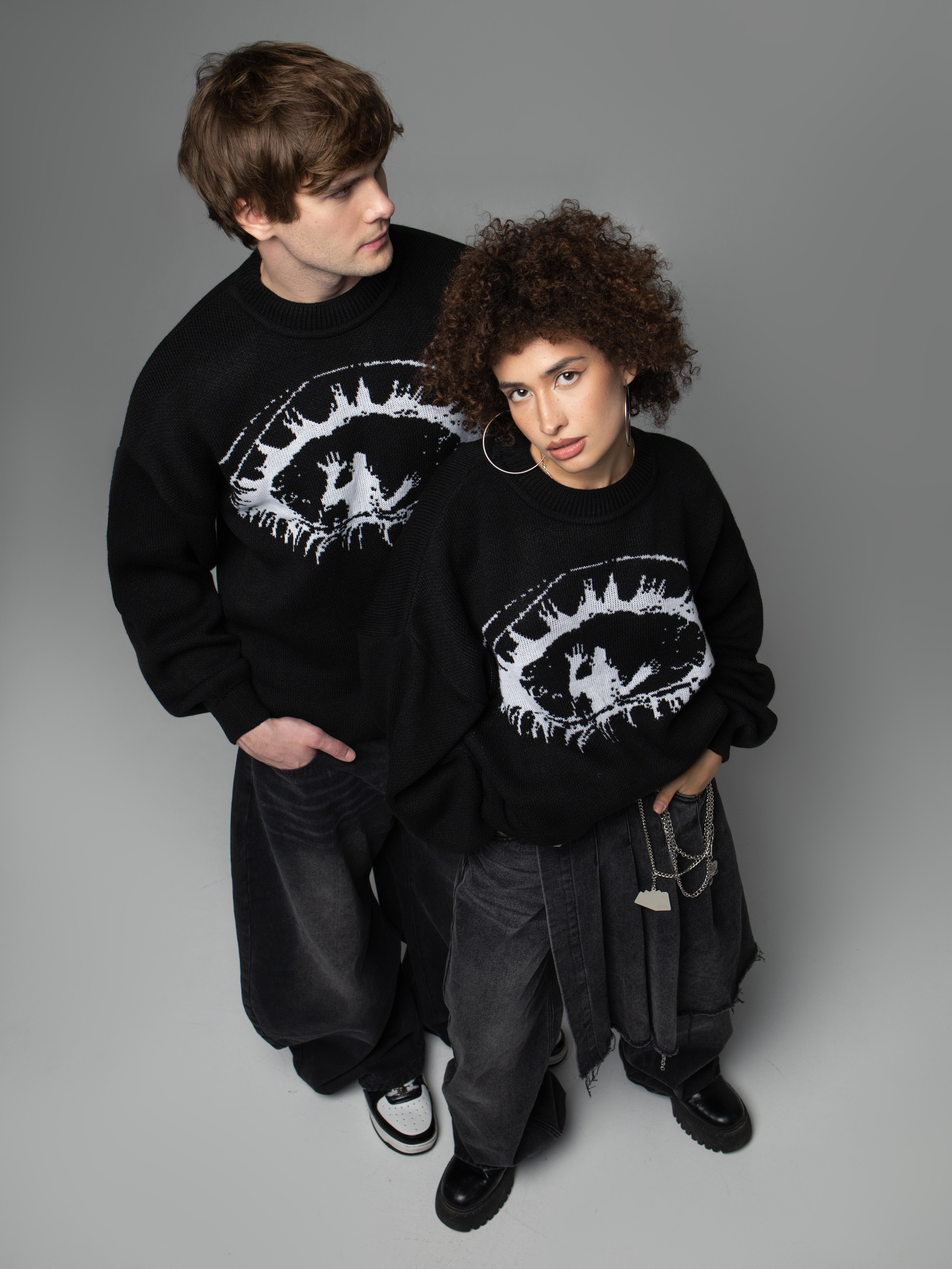 КАТАЛОГ | серый фон. RUNA production — стильные съемки для брендов