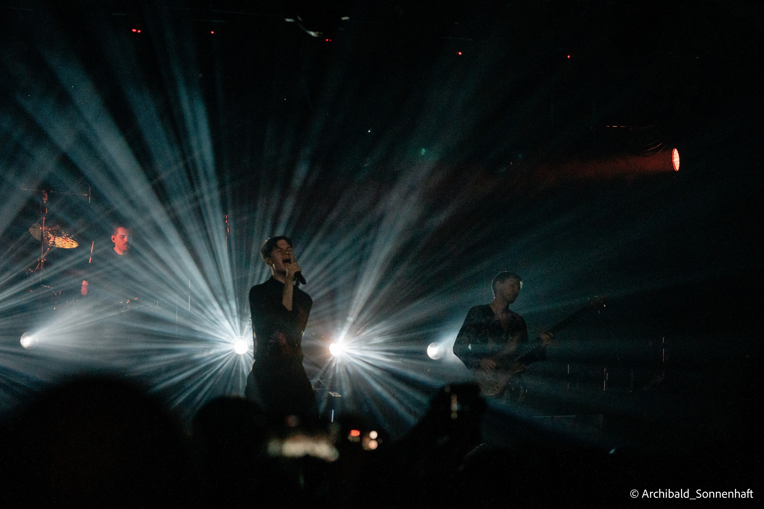 Short Paris in Beijing. Photographer in Guangzhou, China. Archibald Sonnenhaft