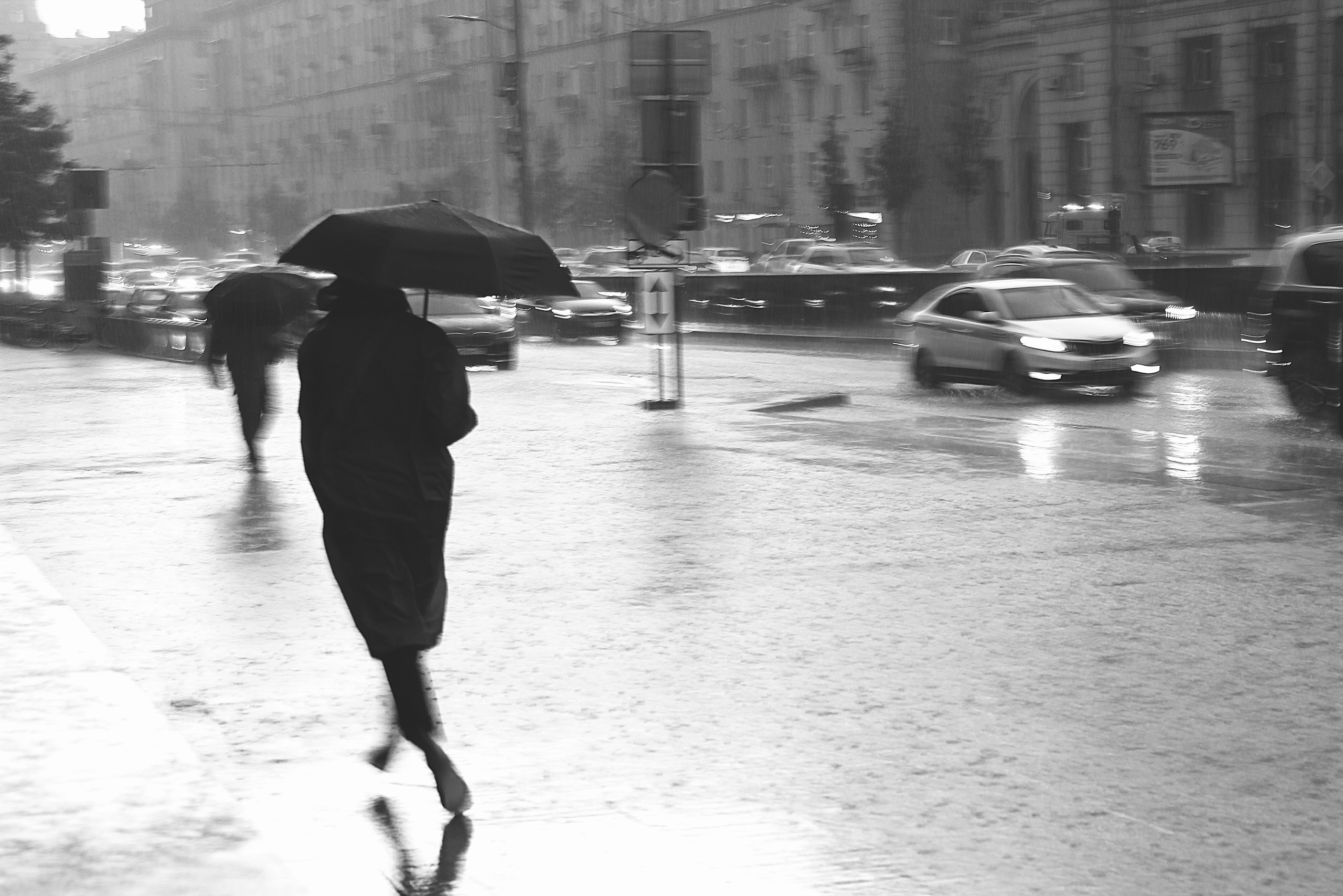 The rain caught us / Moscow 2024. POLINA MÔMOT
