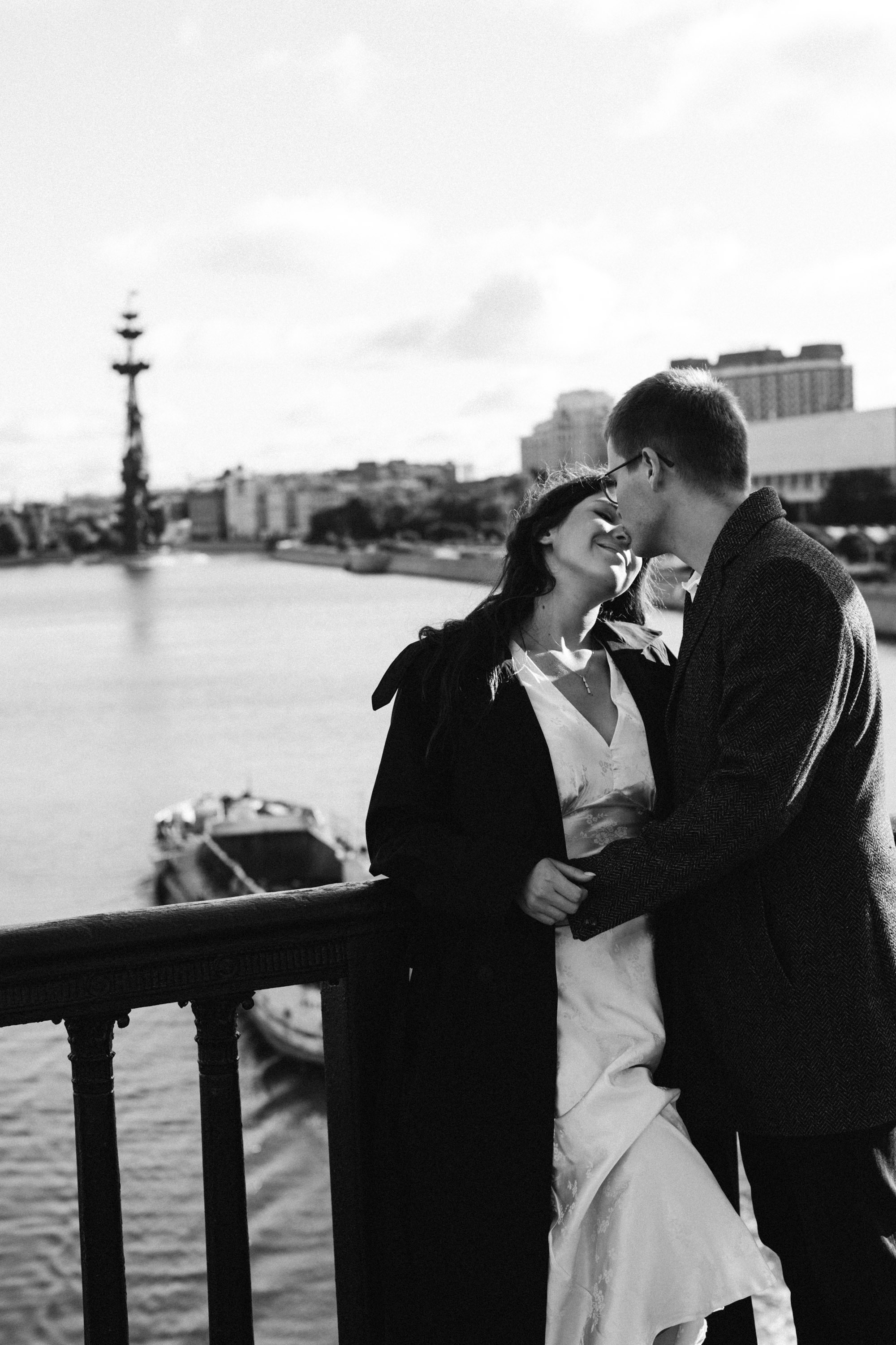 Двое. Говорим о Вас