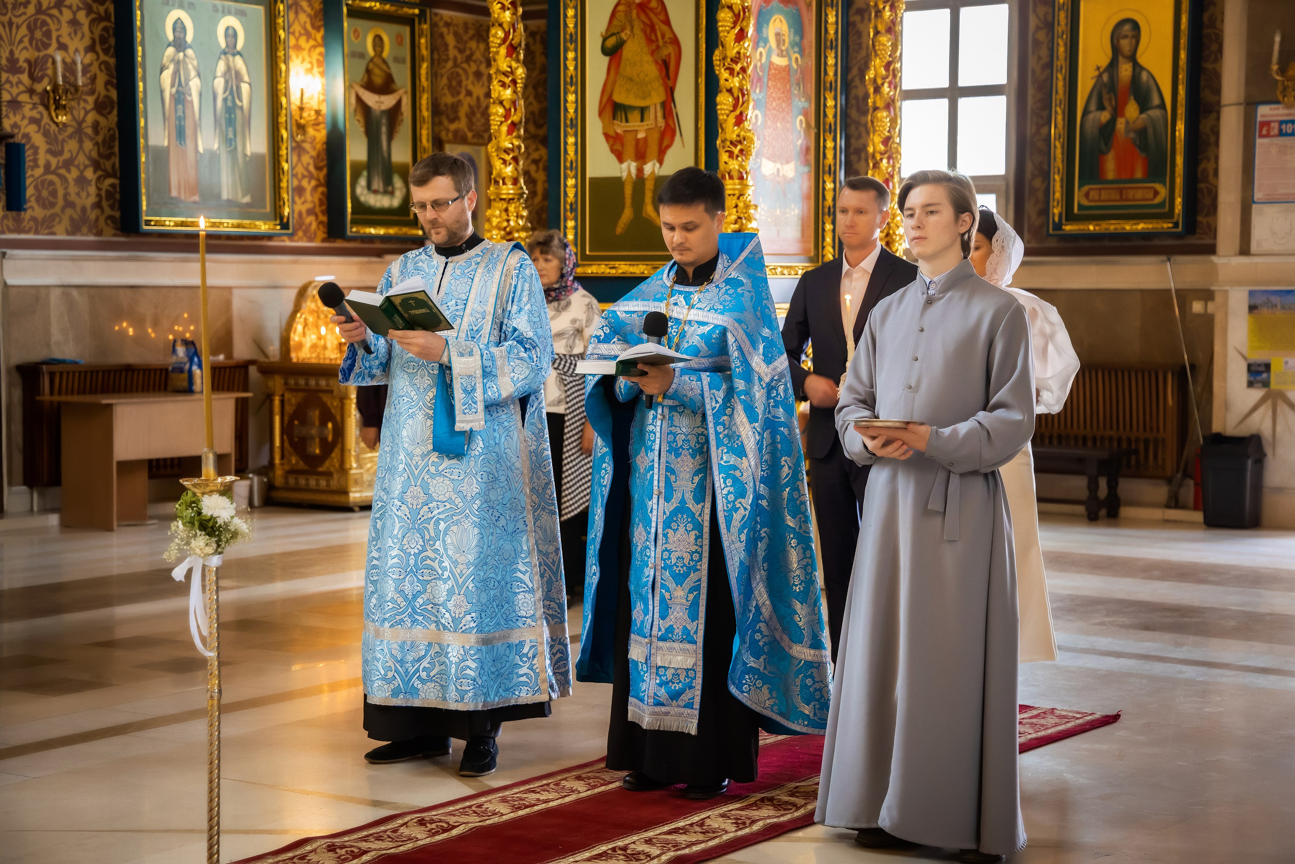 В Храме. Семейный и Свадебный фотограф в Астане Александр Астапов