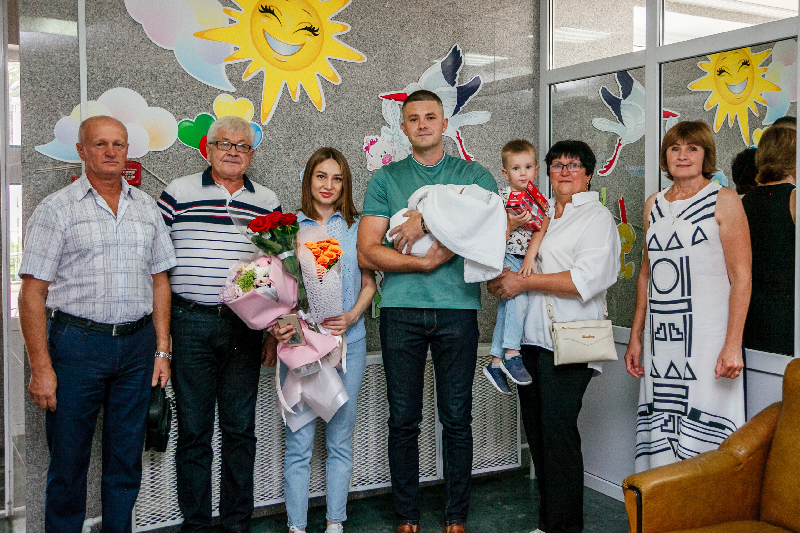 Выписка из роддома. Свадебный и семейный фотограф в Армавире