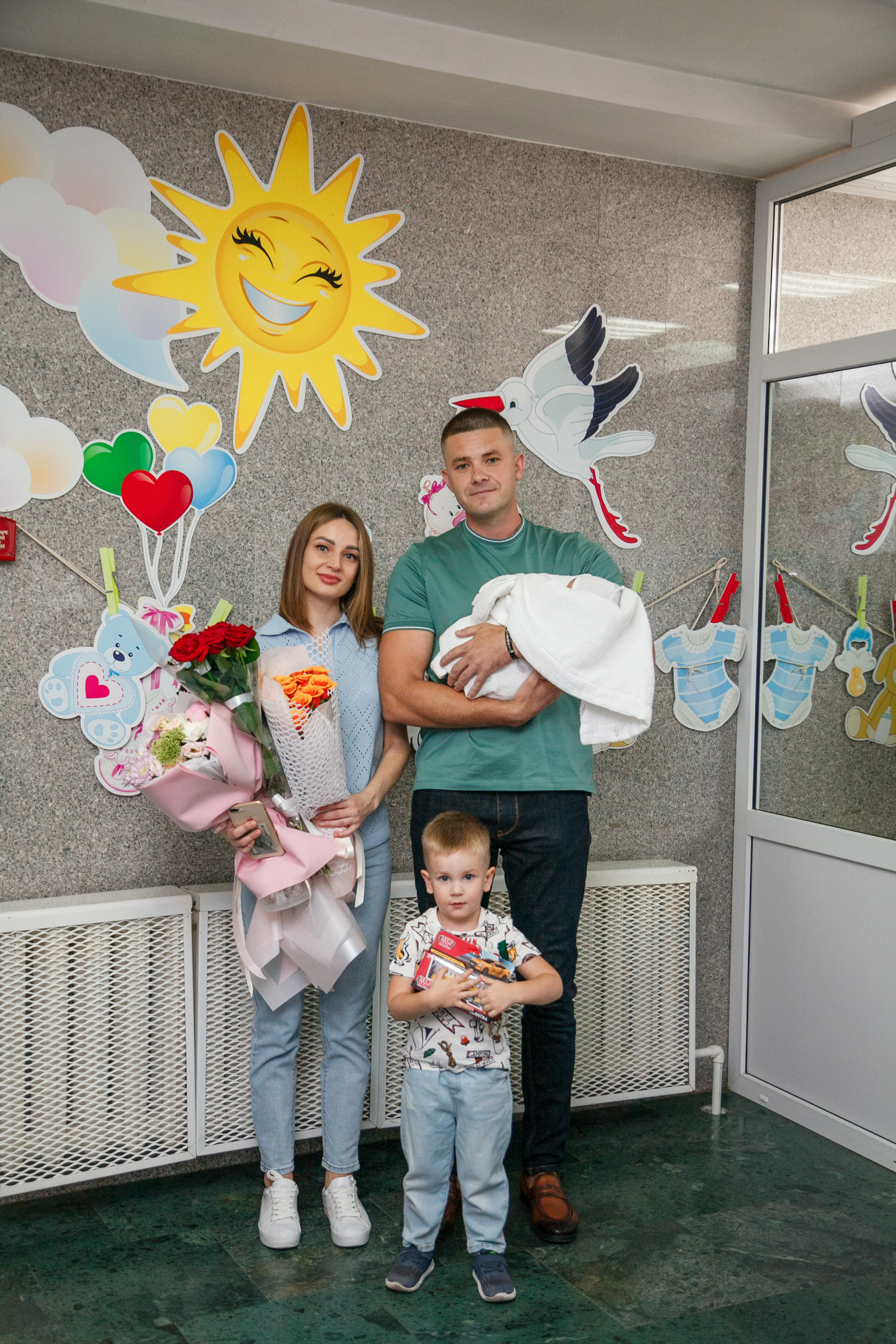 Выписка из роддома. Свадебный и семейный фотограф в Армавире