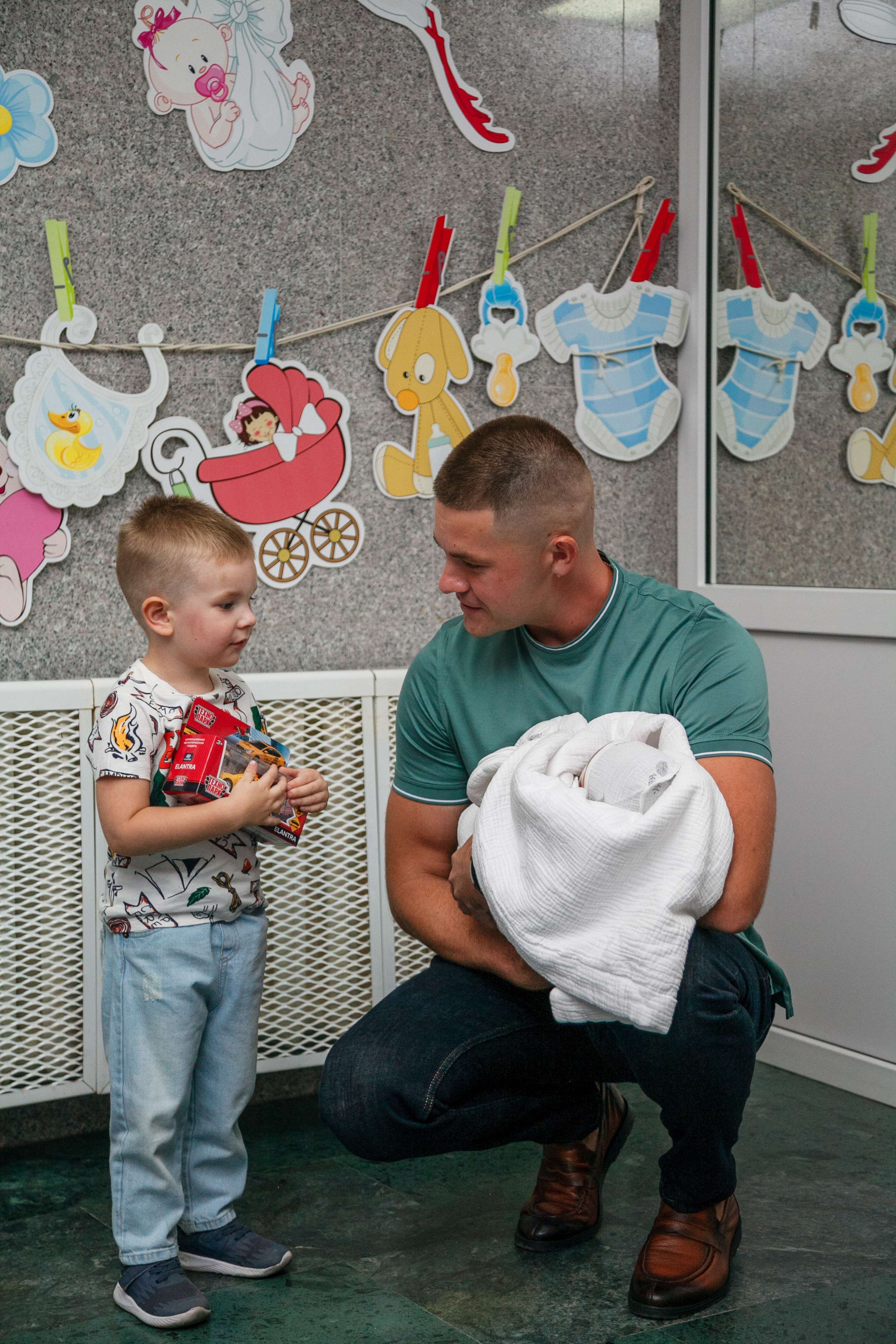 Выписка из роддома. Свадебный и семейный фотограф в Армавире