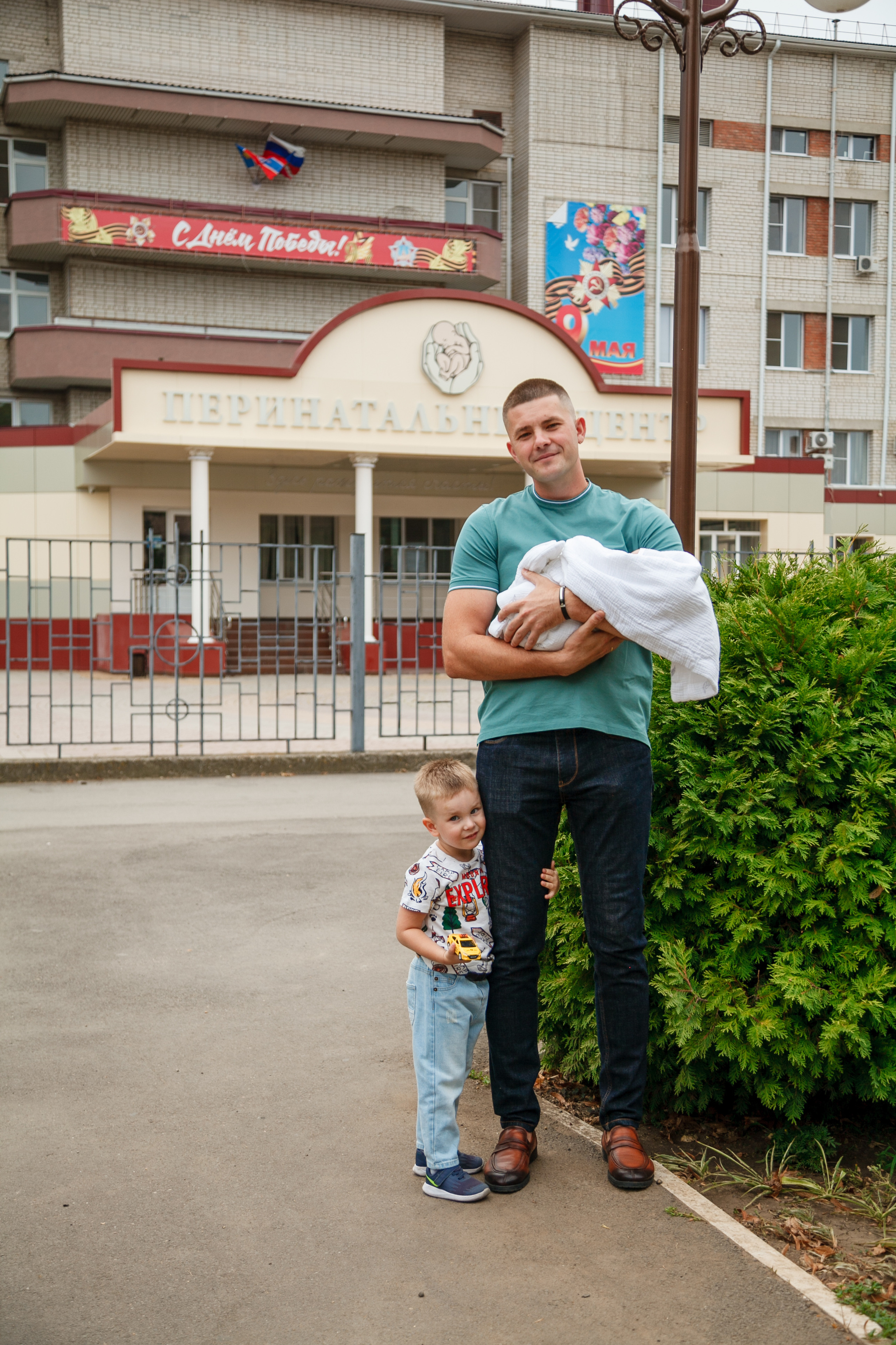 Выписка из роддома. Свадебный и семейный фотограф в Армавире