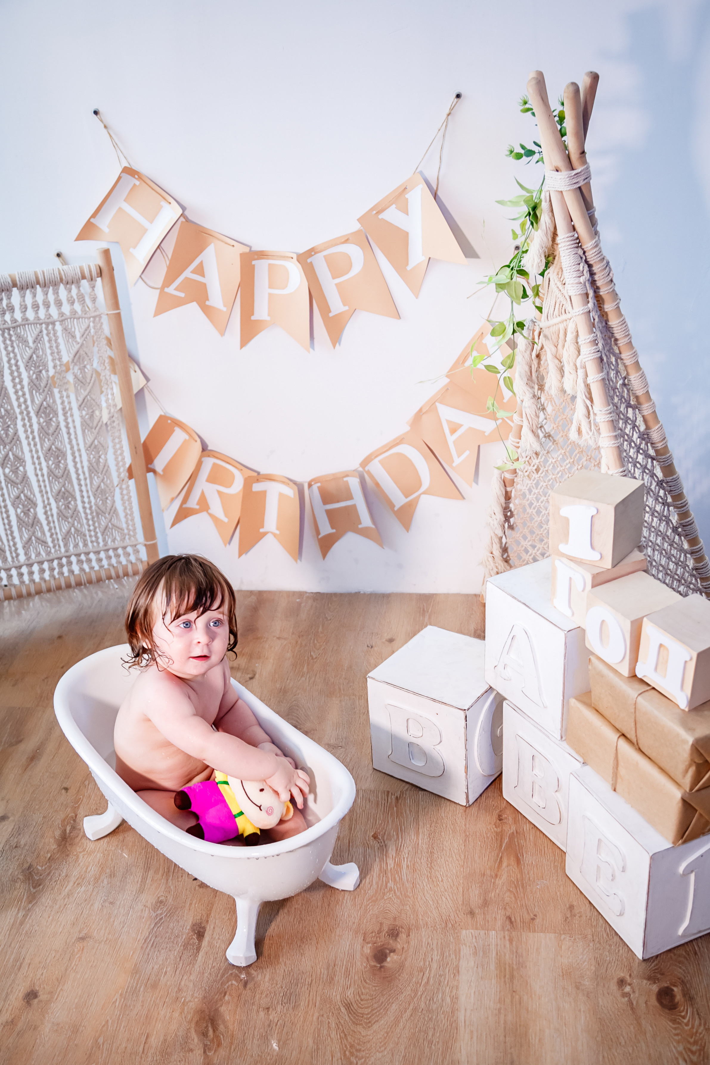 Годовасие Максима. Свадебный и семейный фотограф в Армавире