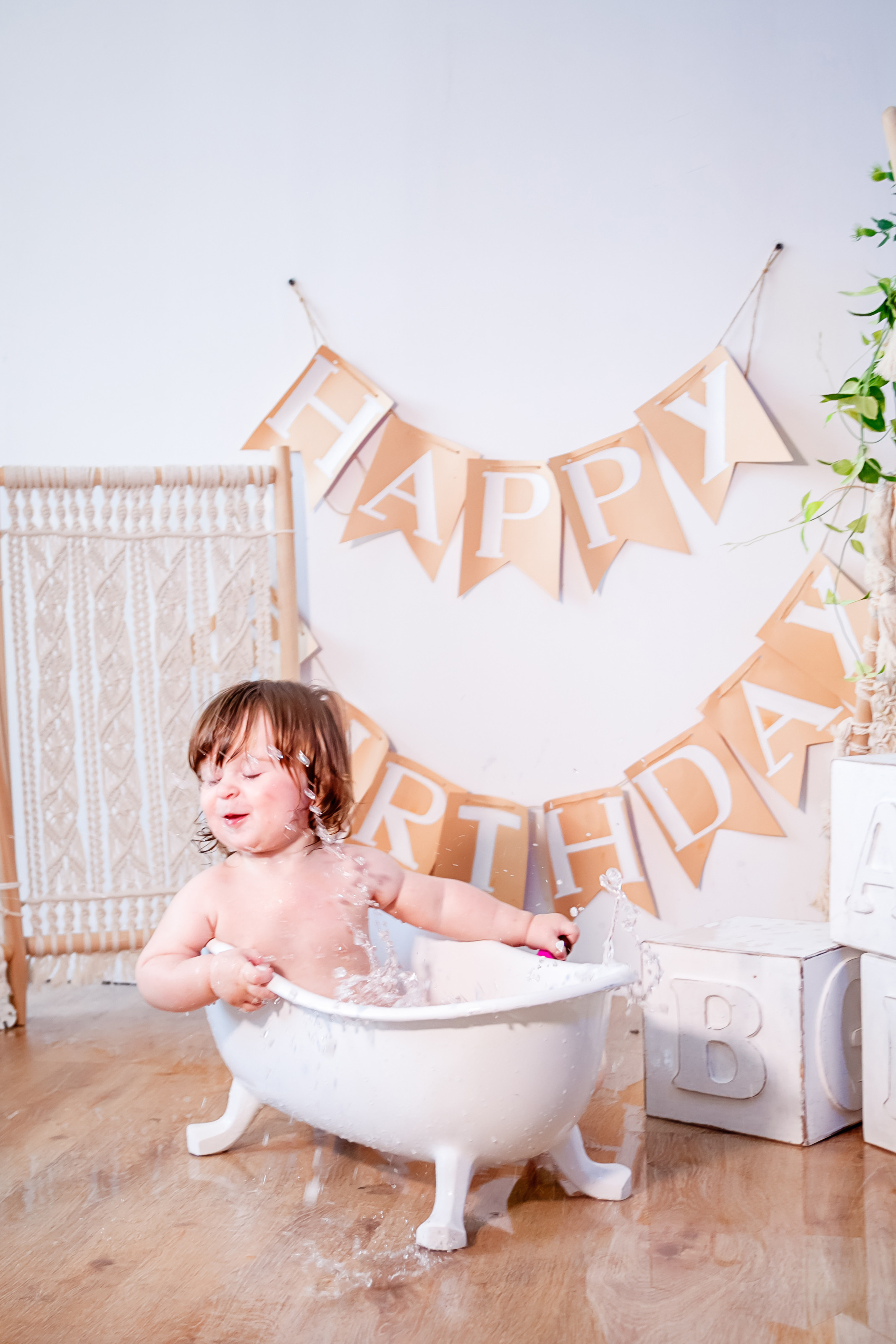 Годовасие Максима. Свадебный и семейный фотограф в Армавире