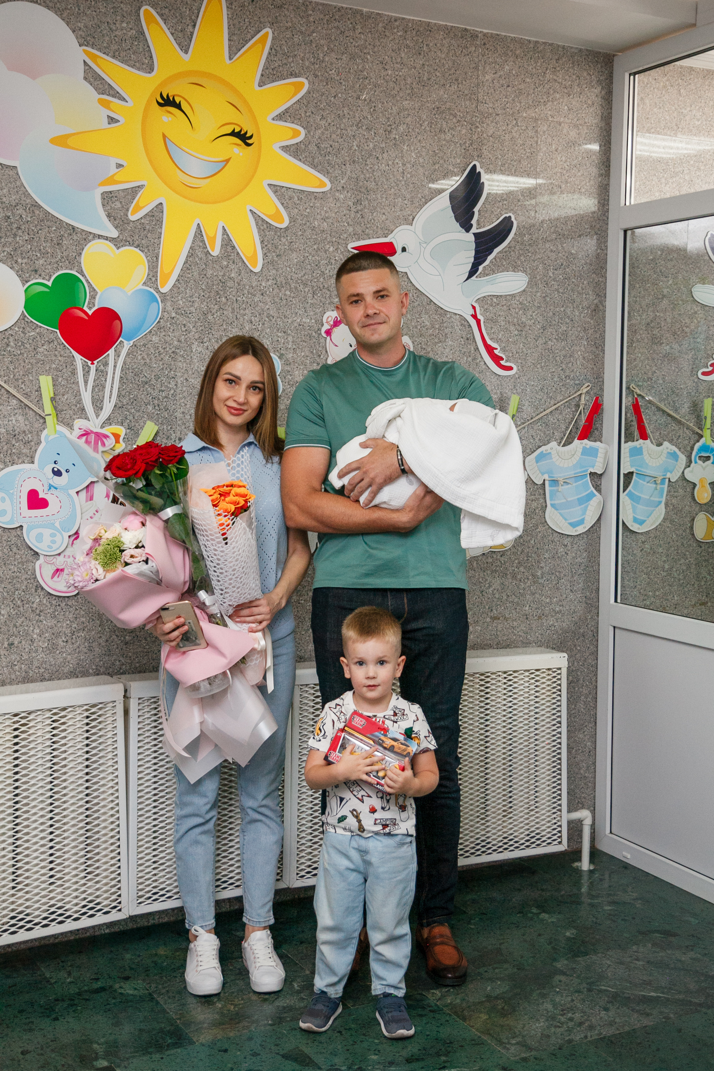 Выписка из роддома. Свадебный и семейный фотограф в Армавире