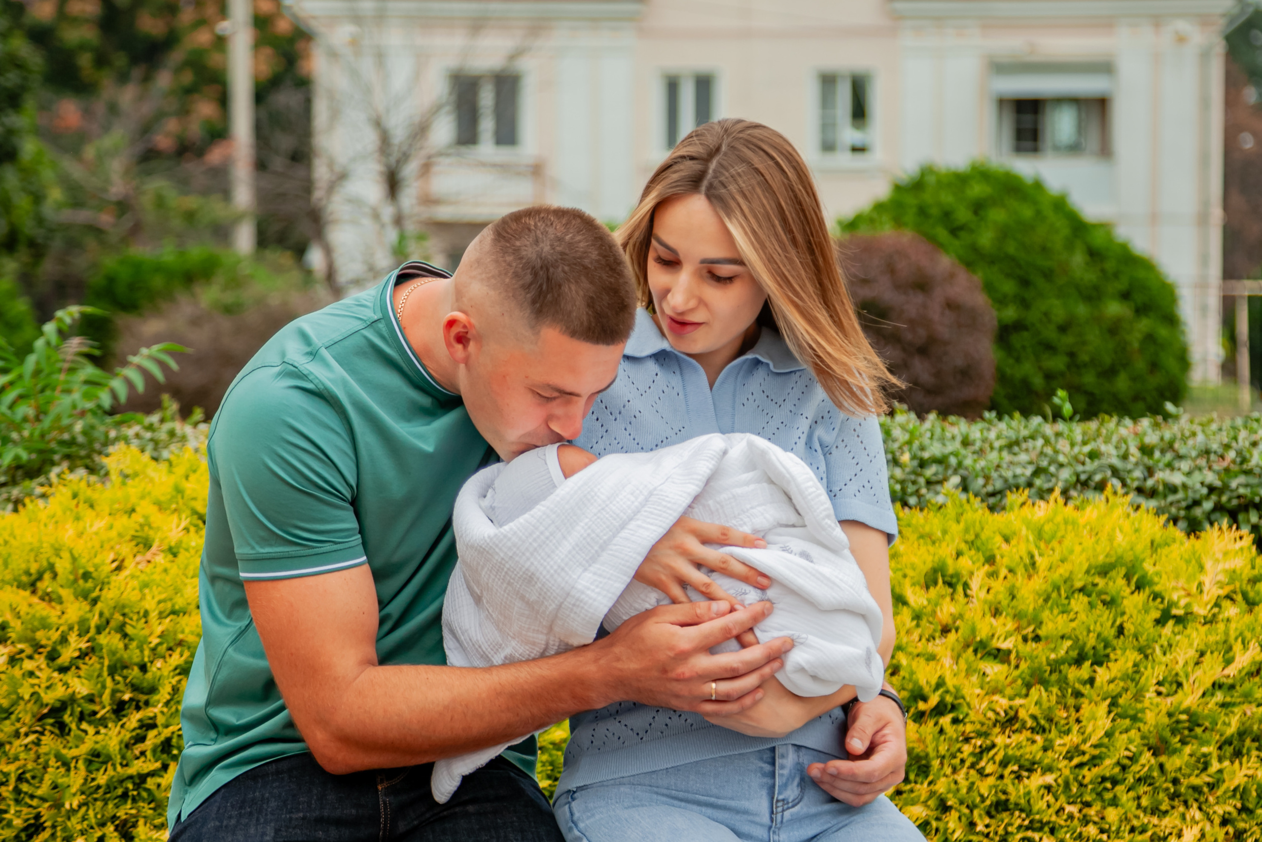 Выписка из роддома. Свадебный и семейный фотограф в Армавире