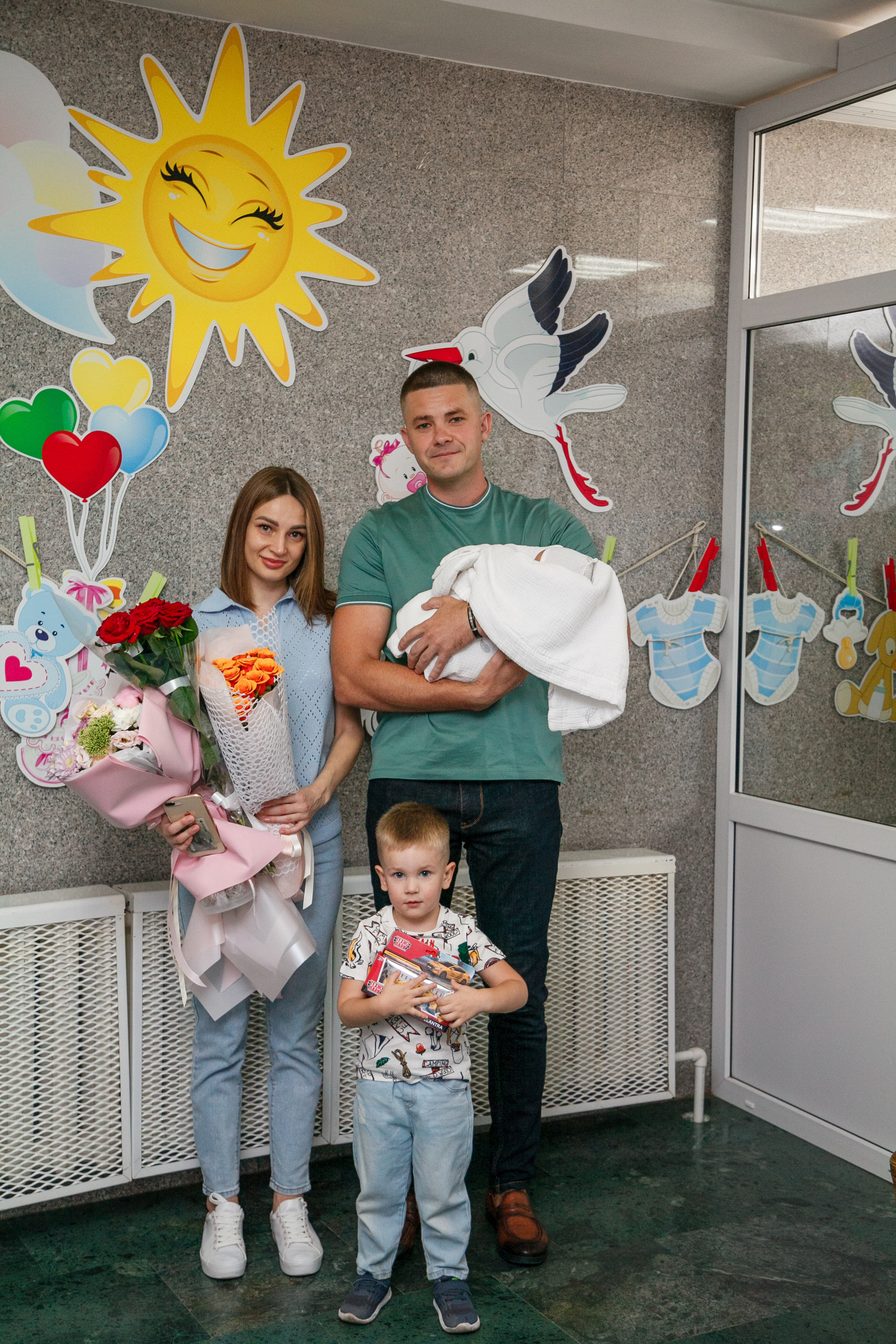 Выписка из роддома. Свадебный и семейный фотограф в Армавире