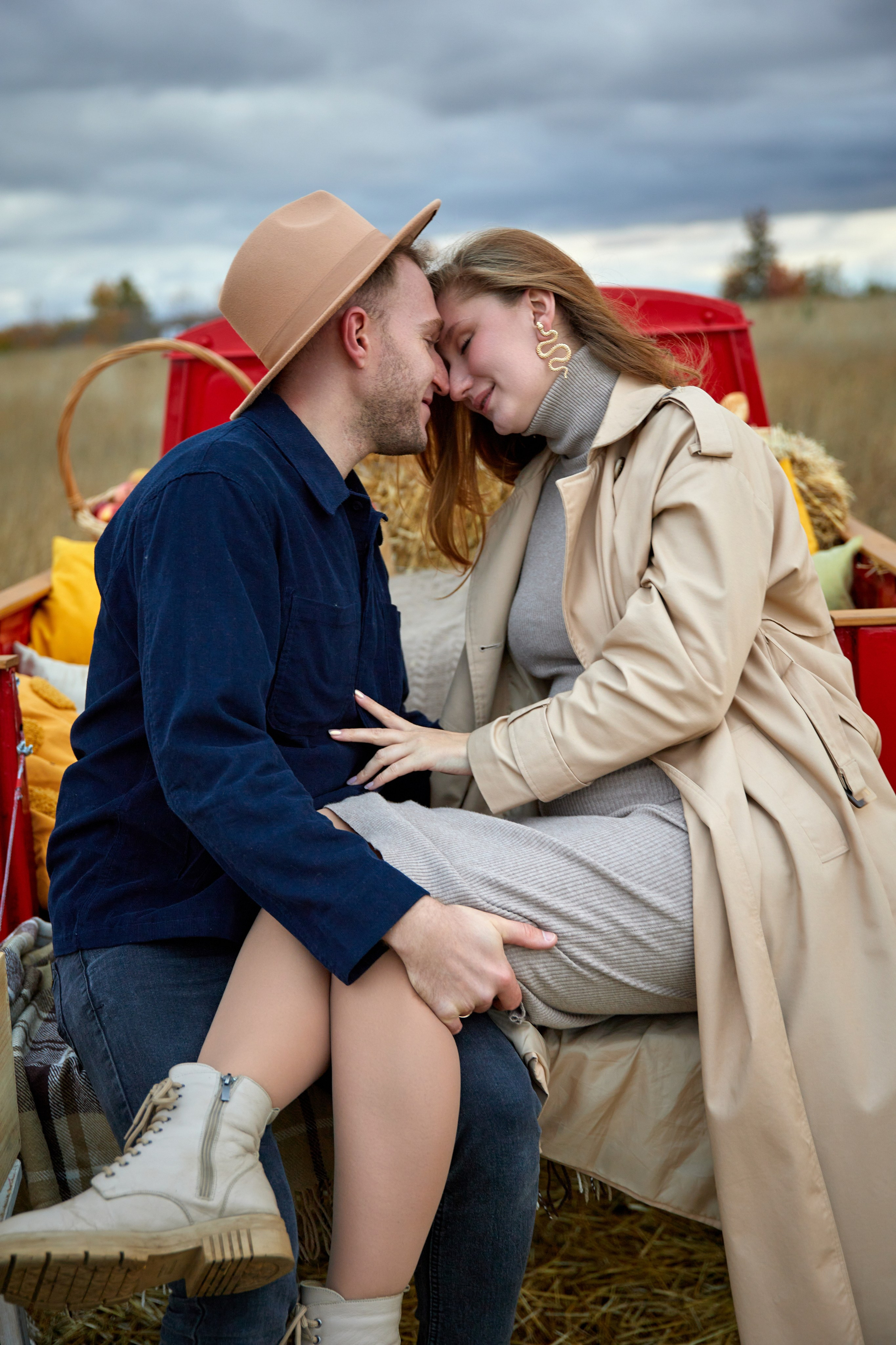 Осенняя с машиной. Фотограф в Самаре Анастасия Афанасьева