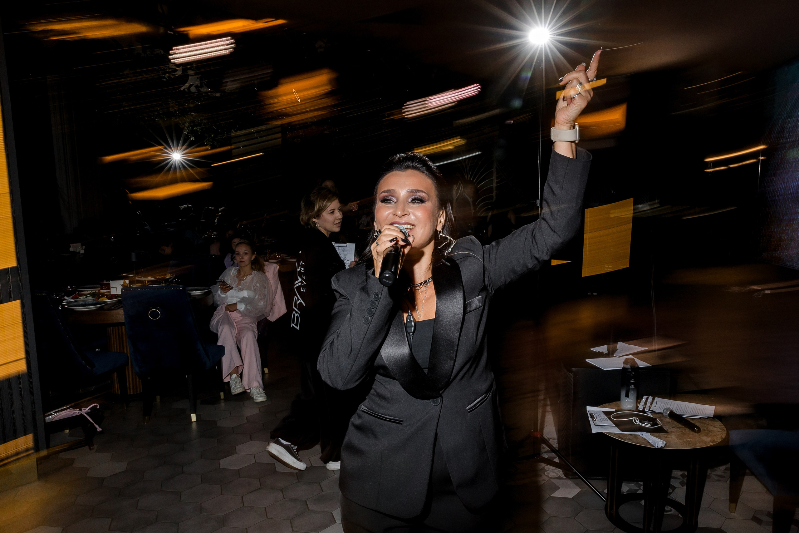 ВЫПУСКНОЙ CHEESERIA-Гимназия 33. Свадебный и семейный фотограф Динар Гильмутдинов