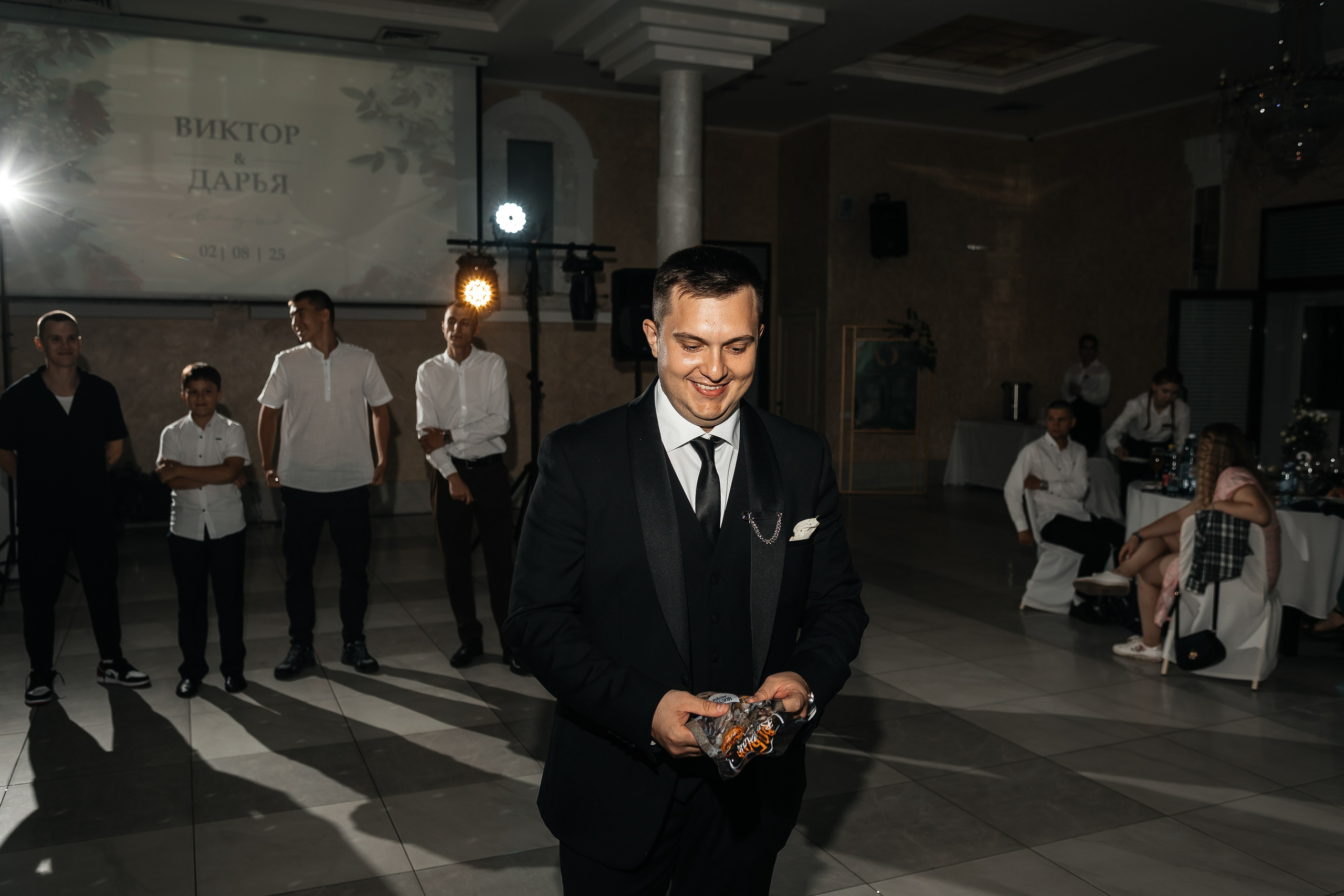 Виктор & Дарья | 02.08.25. Свадебный и семейный фотограф в Омске Евгения Хакимова