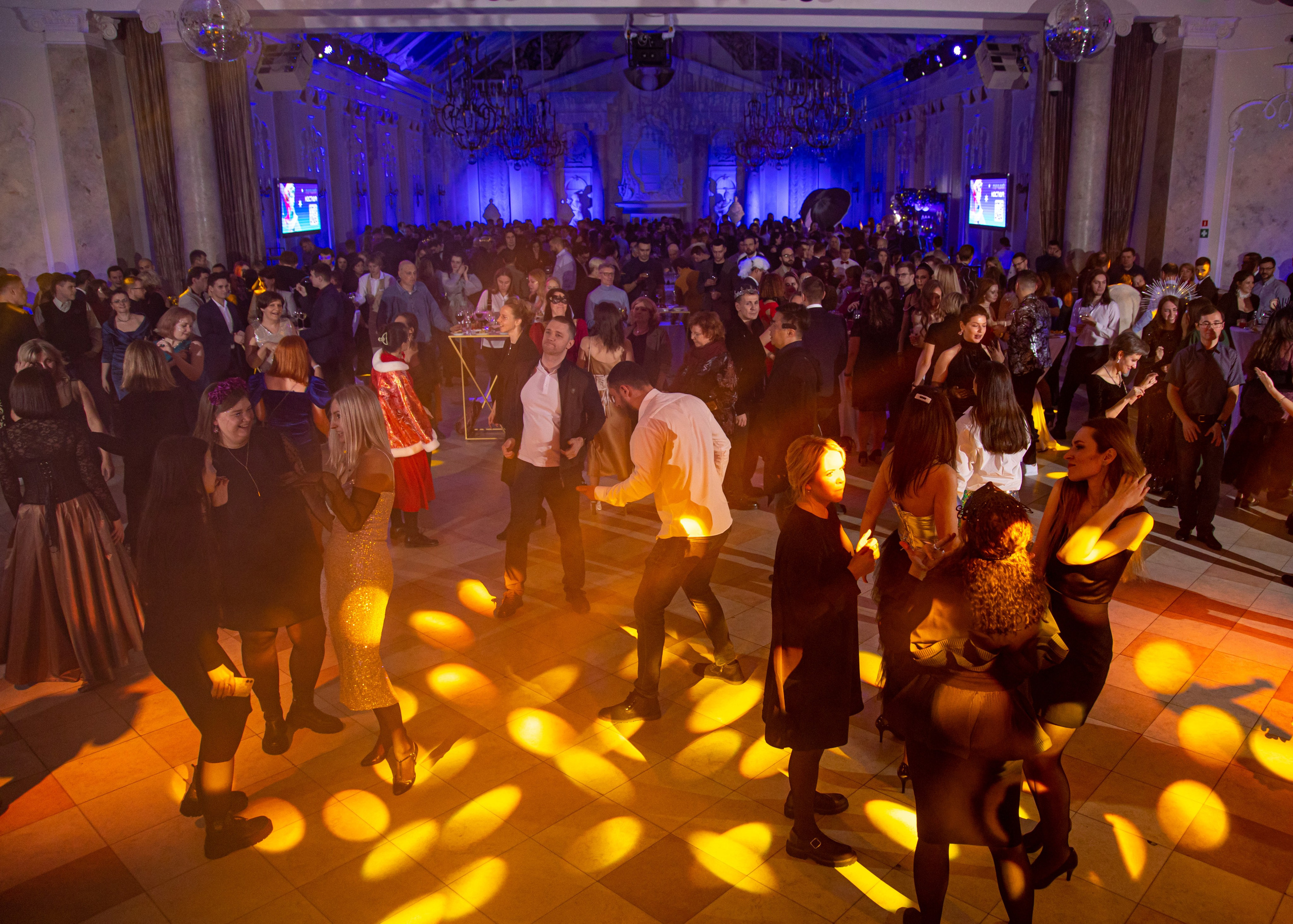 Новый Год 2022. Фотограф на праздник, корпоратив, День Рождения и Юбилей в г. Санкт-Петербурге Алексей Анкушев