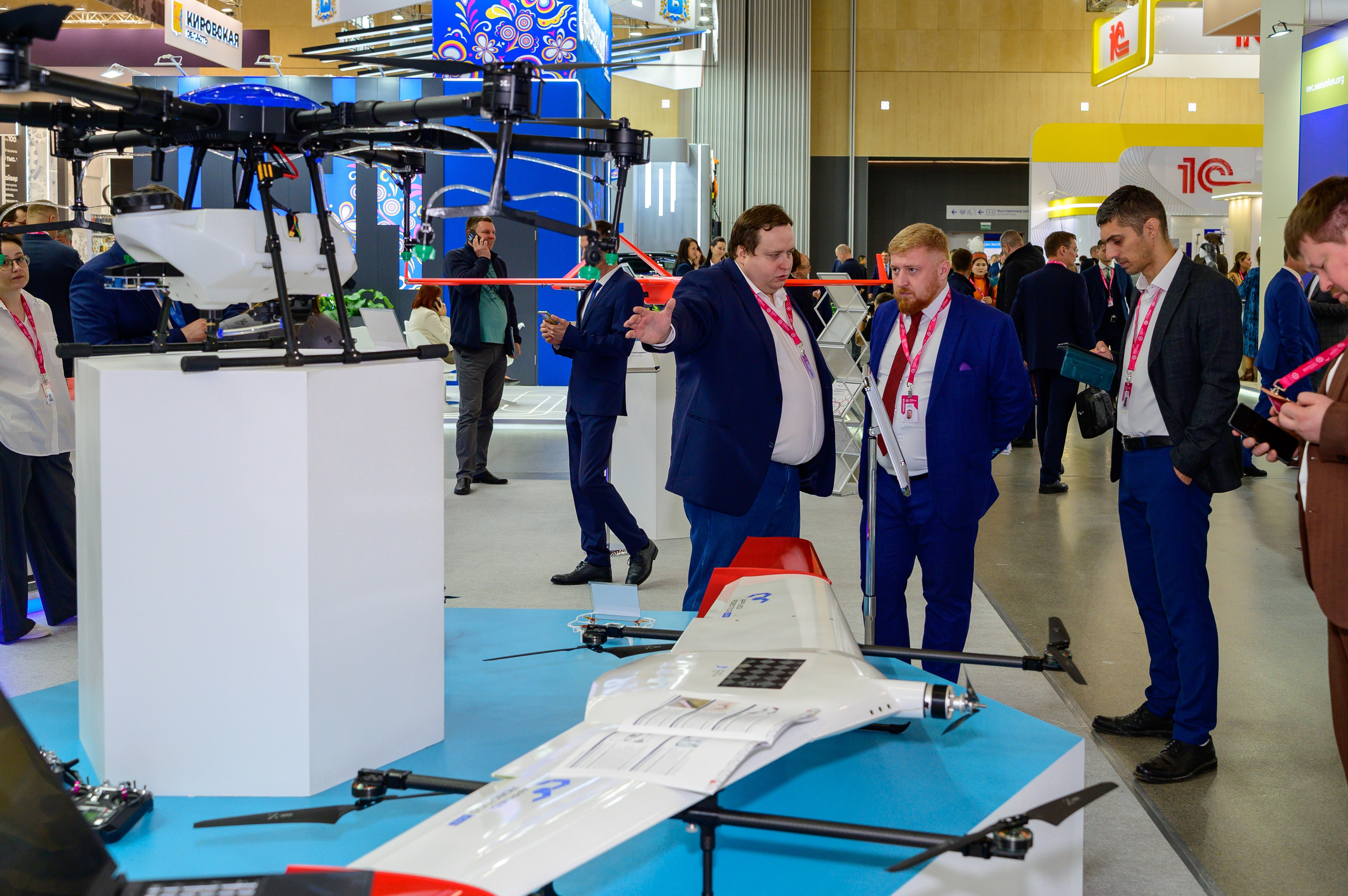 BigindustrialweekBelarus. Фотоуслуги, услуги фотографа, фотографирование важных событий