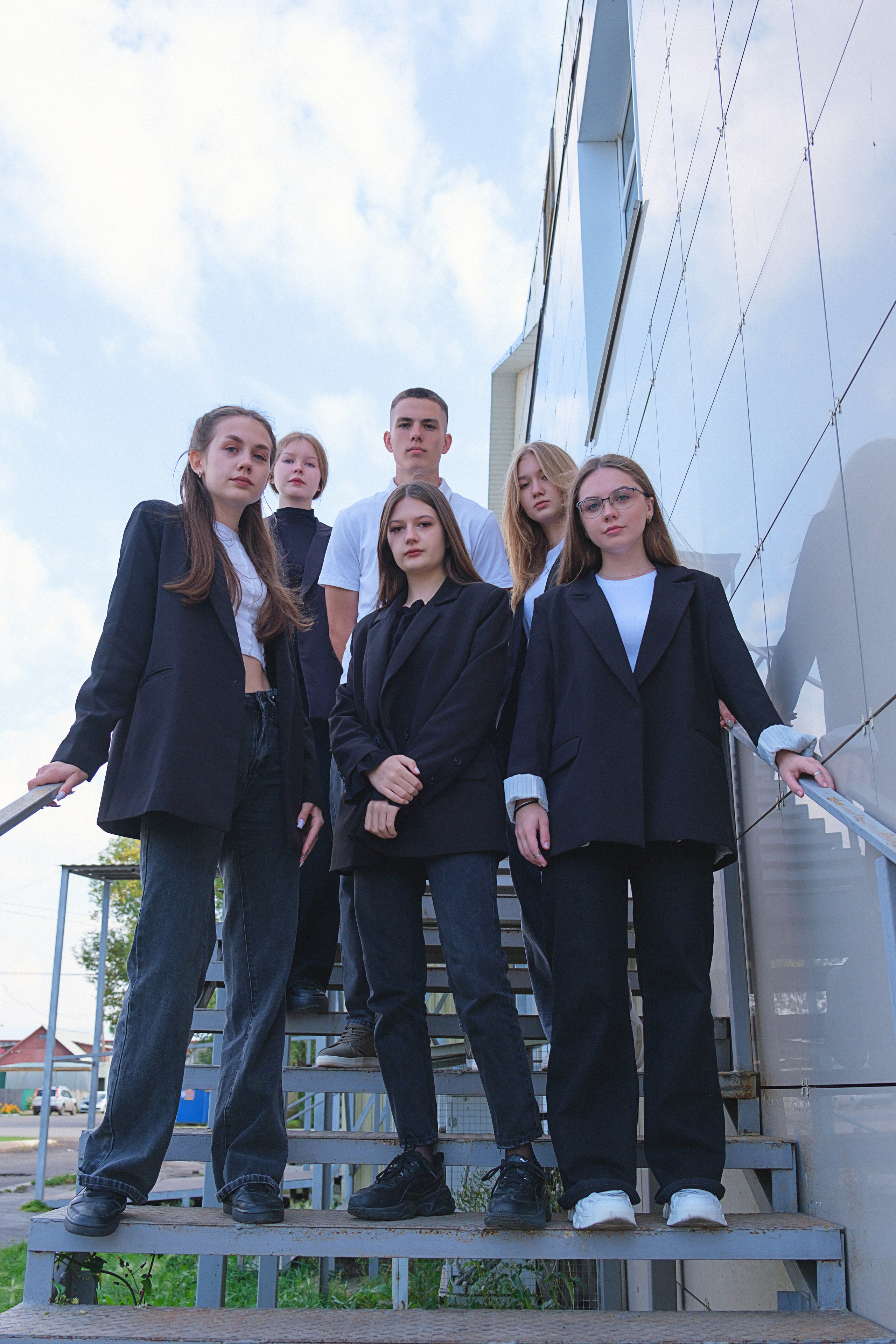 Выпускной альбом 2024. Фотограф и видеограф в Омск/Москва Сащенко Лера