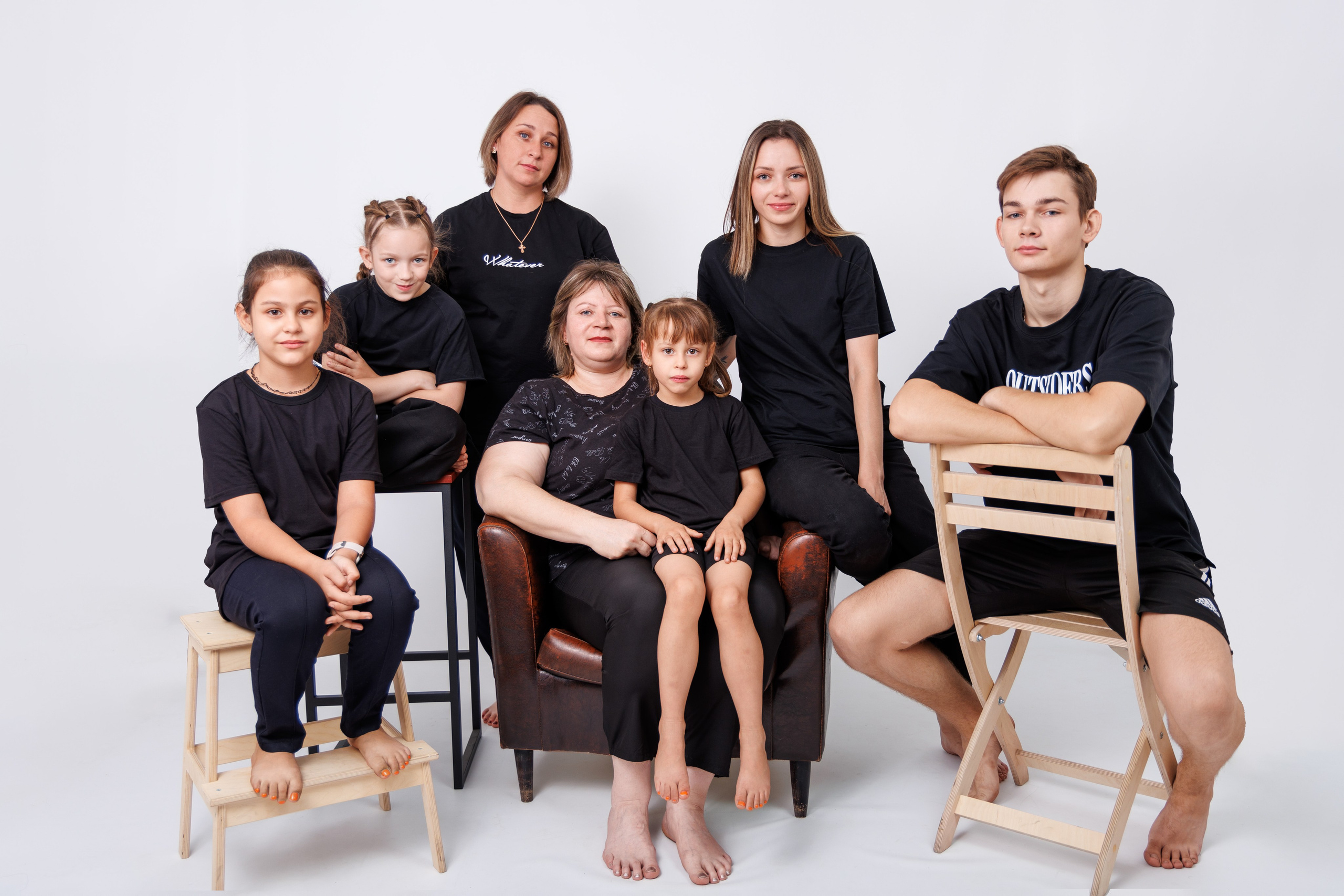 Семейная фотосессия студия Гуково фотограф Гуково Григорий Новиков. Фотограф Гуково Григорий Новиков novikov.foto