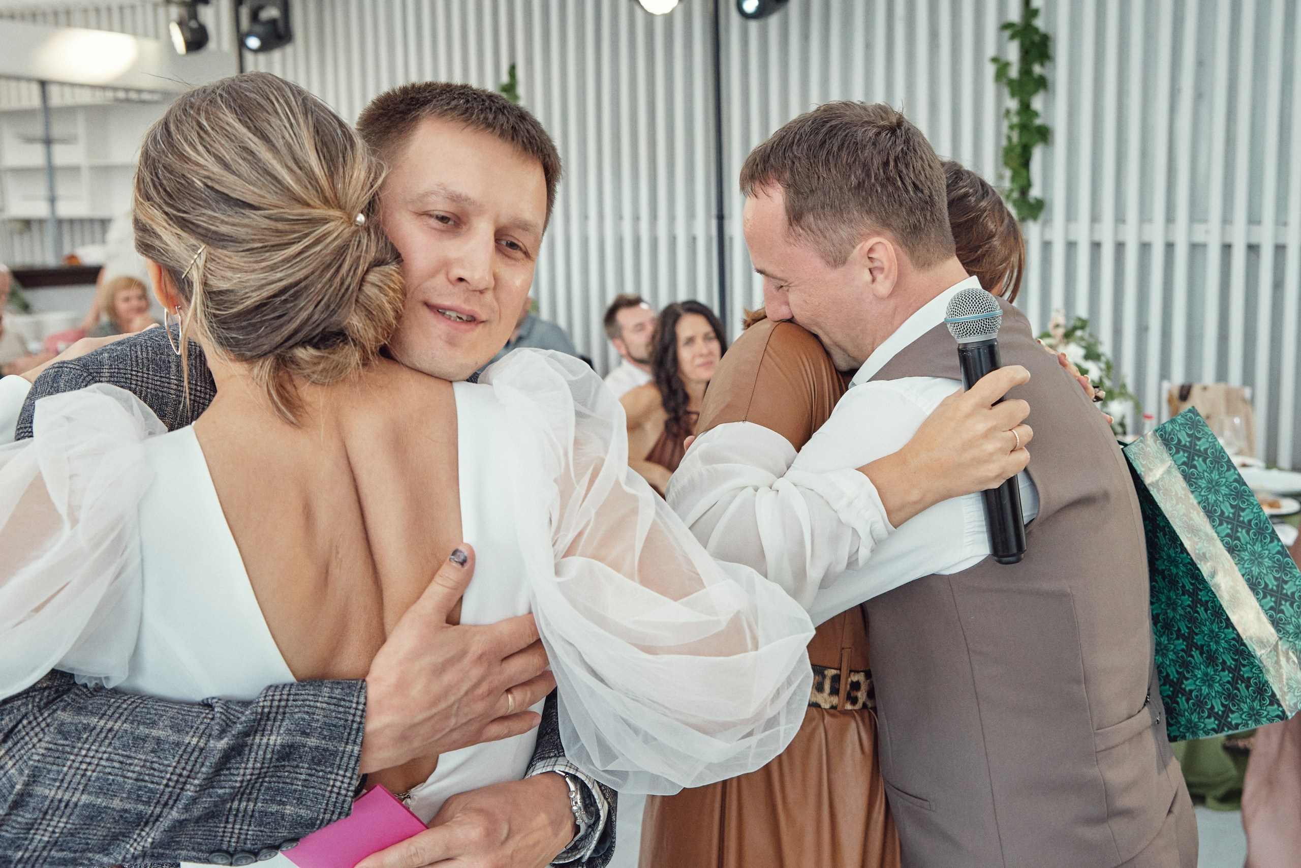 Счастье здесь. Свадебный фотограф Антон Артюшин. Работаю в Нижнем Новгороде и Москве